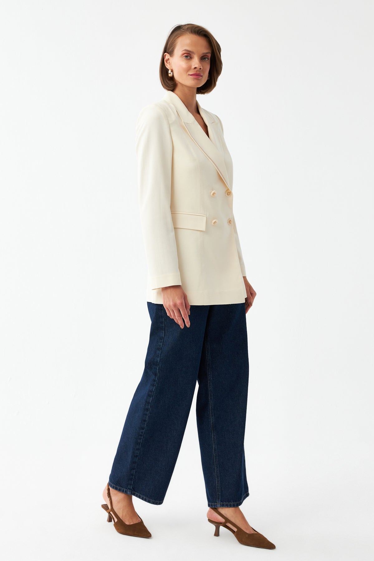 Yakası Nakış Detaylı Ceket EKRU