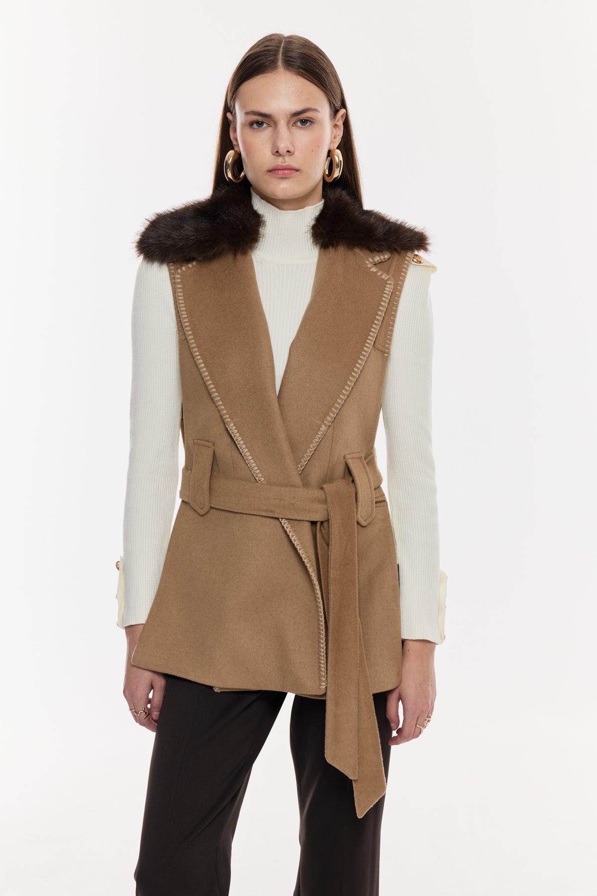 Kürk Yaka Kuşaklı Şık Yelek