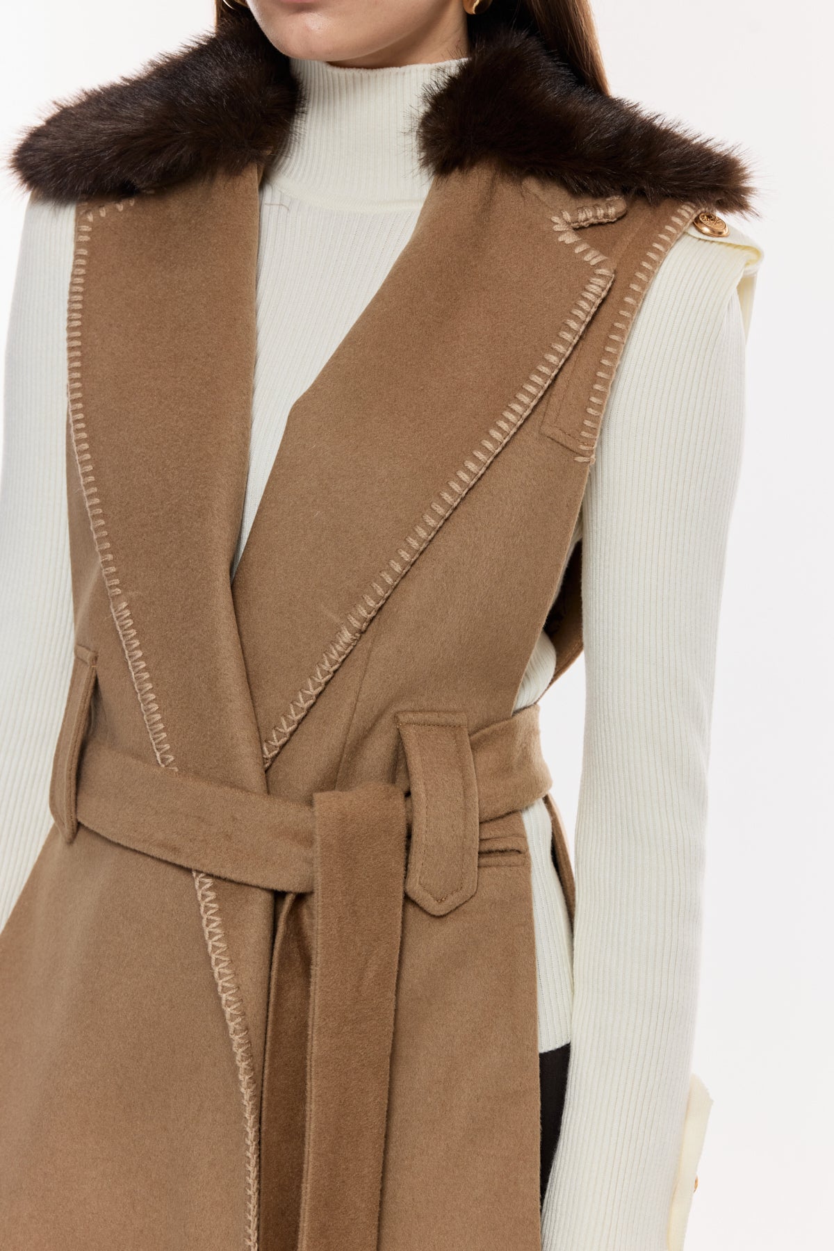 Kürk Yaka Kuşaklı Şık Yelek