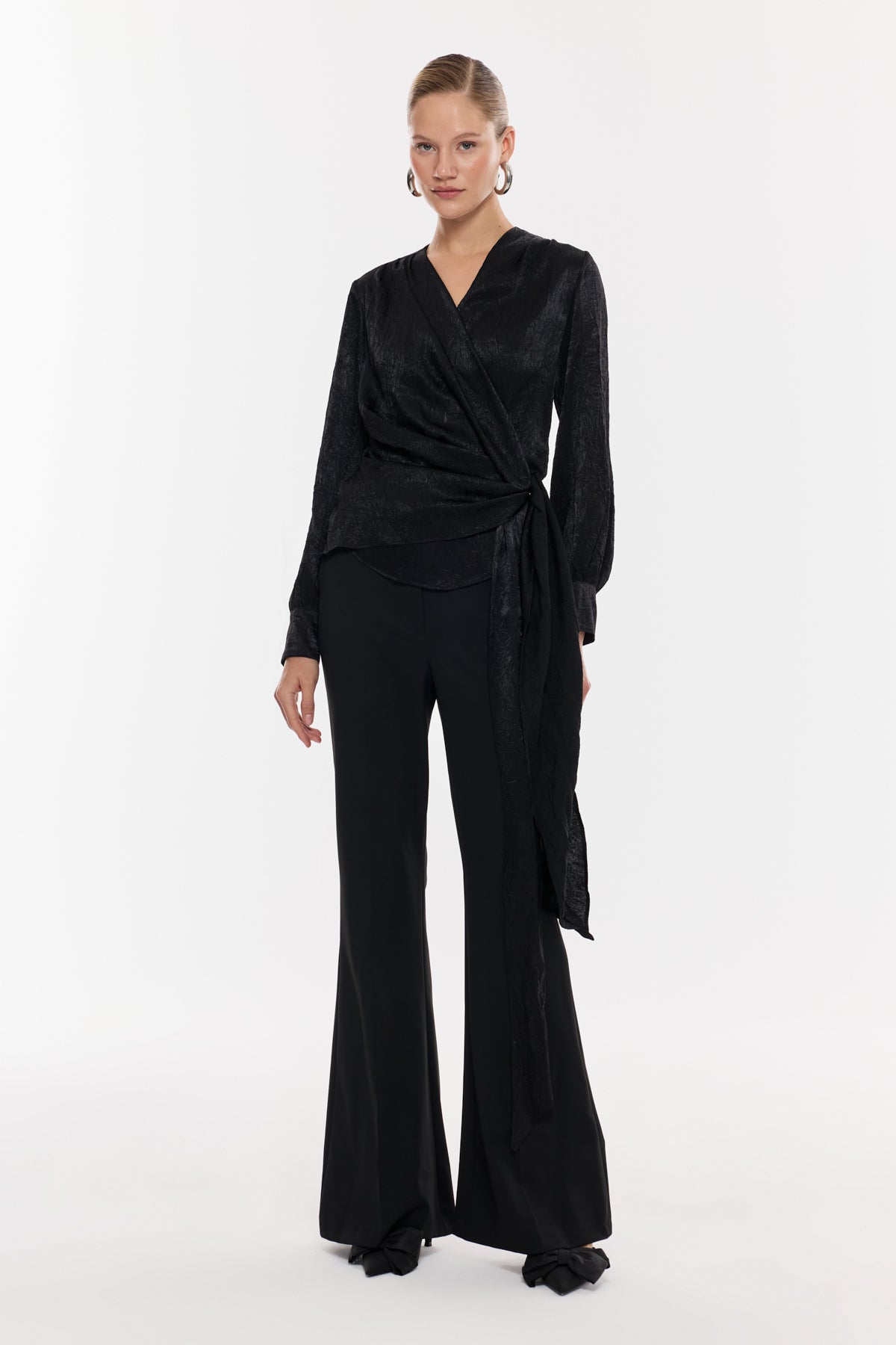 Kuşak Bağlamalı Kruvaze Bluz