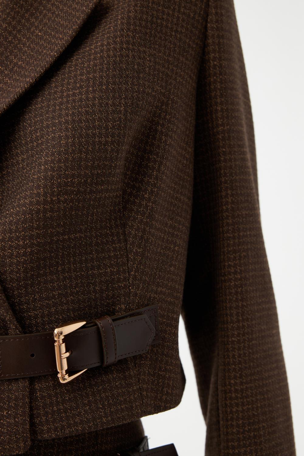 Kruvaze Kısa Blazer Ceket