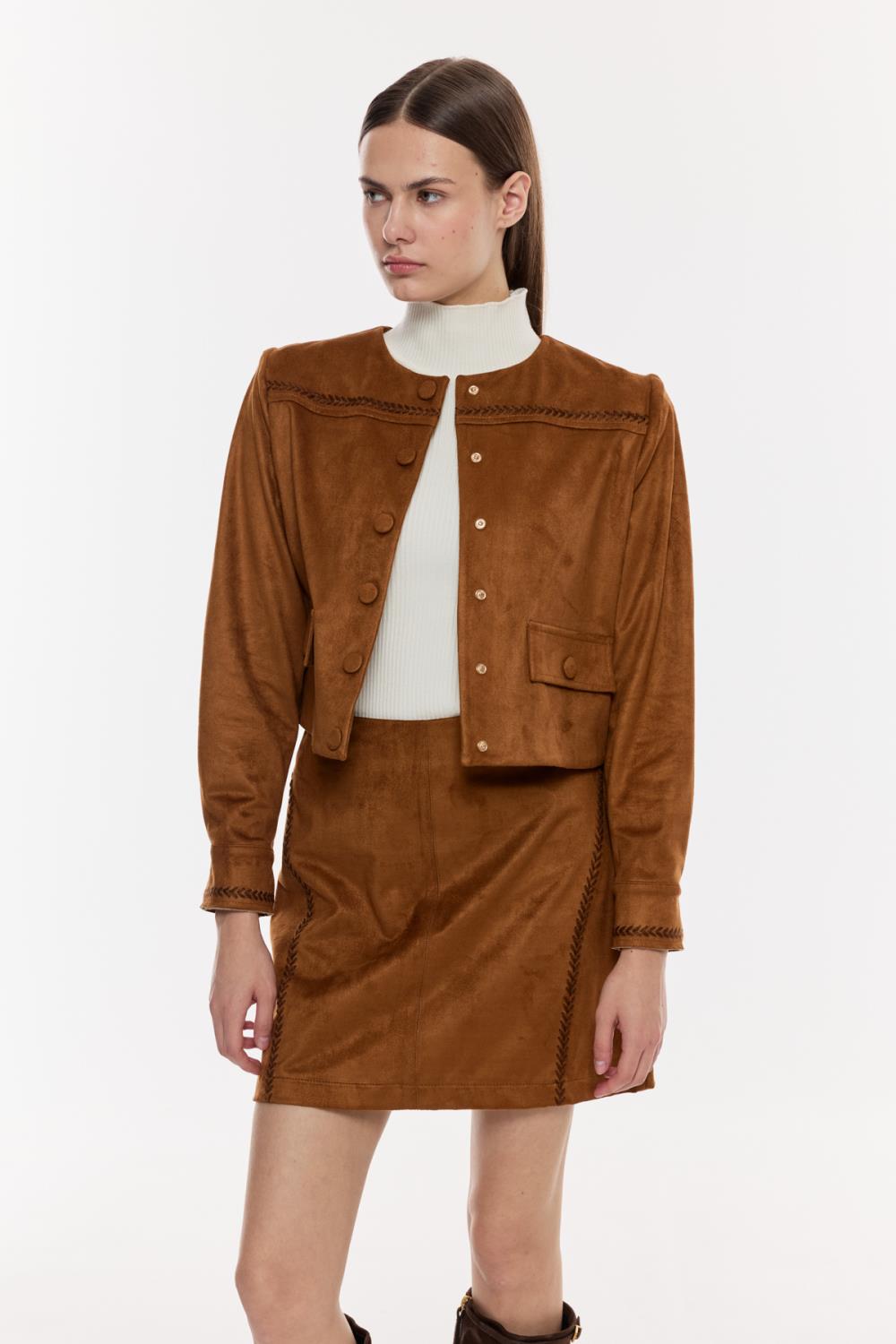 Düğmeli Süet Görünümlü Kısa Ceket