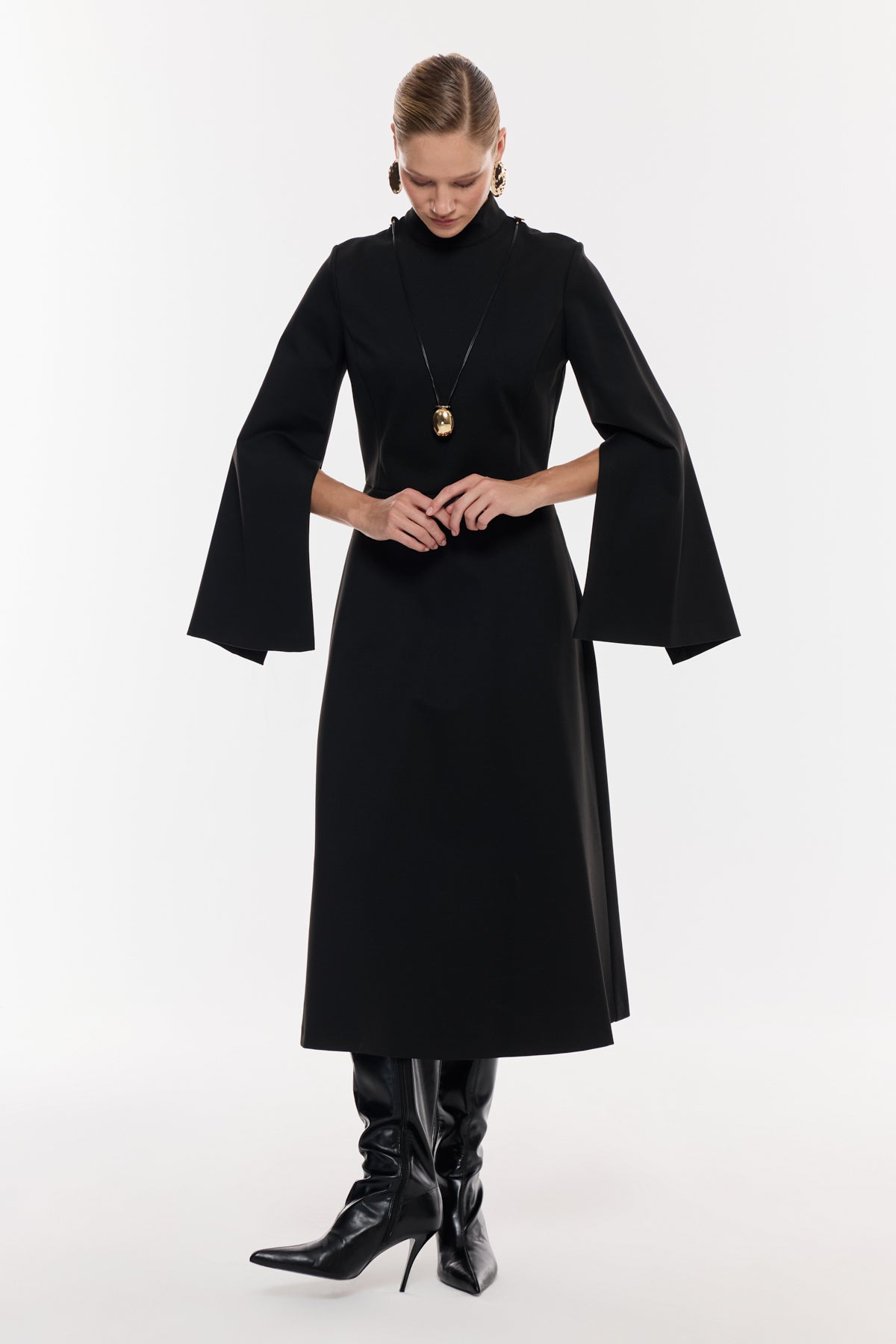 Kloş Kesim Midi Elbise