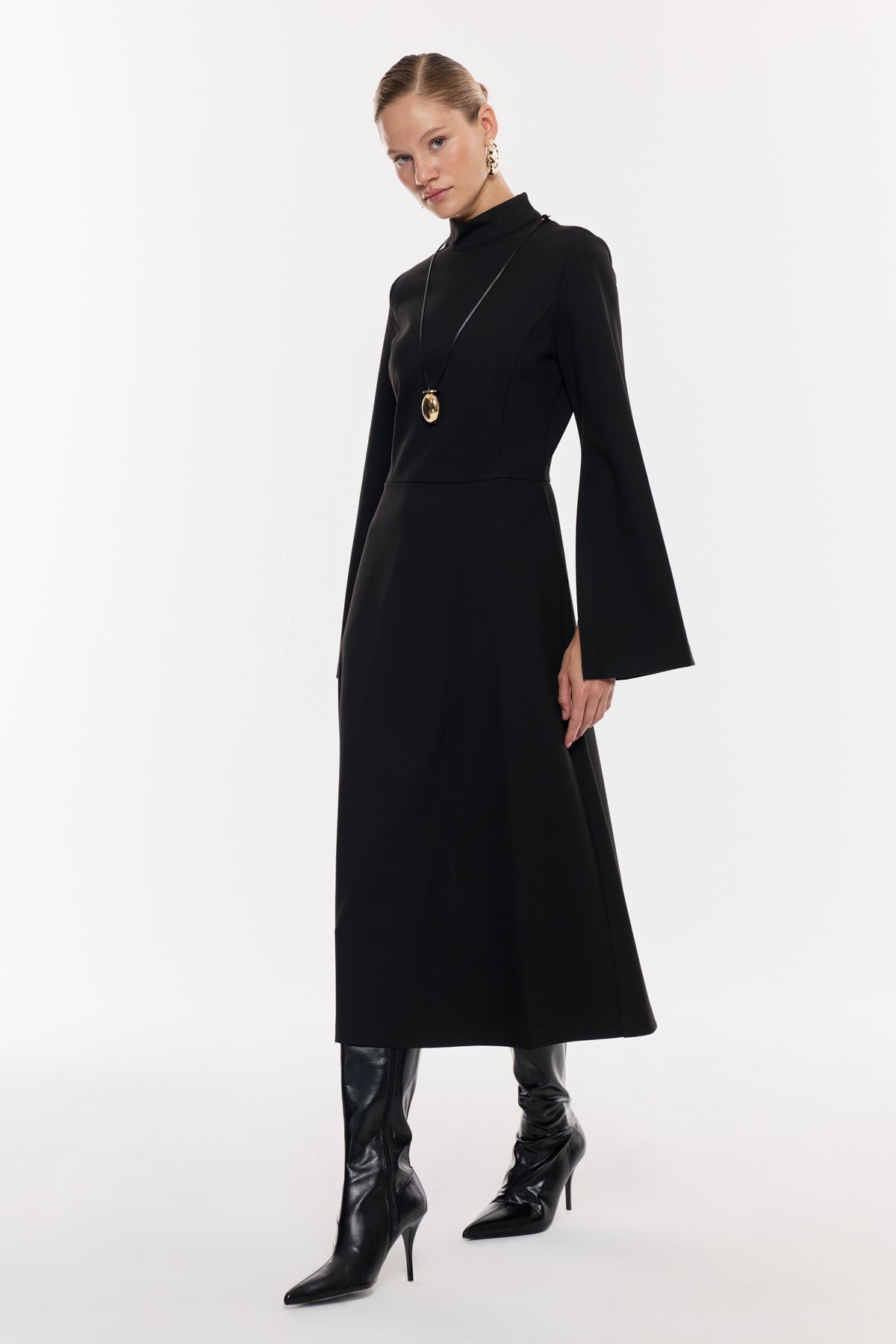 Kloş Kesim Midi Elbise