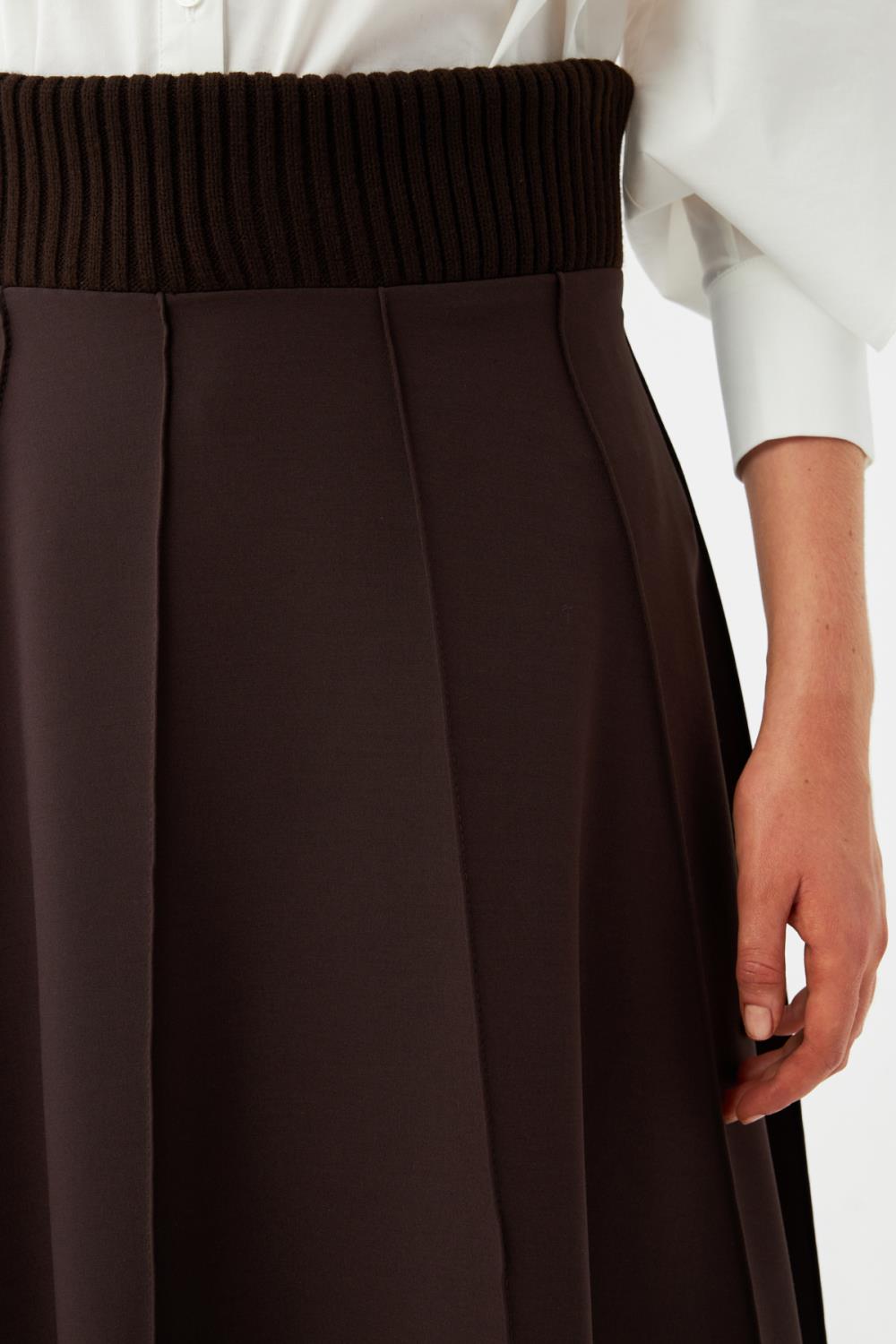 Geniş Kesim Midi Etek