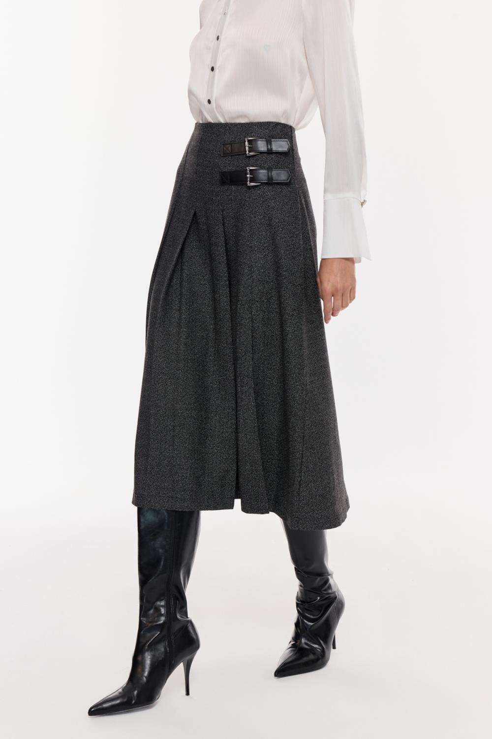 Tokalı Yırtmaç Detaylı Midi Etek