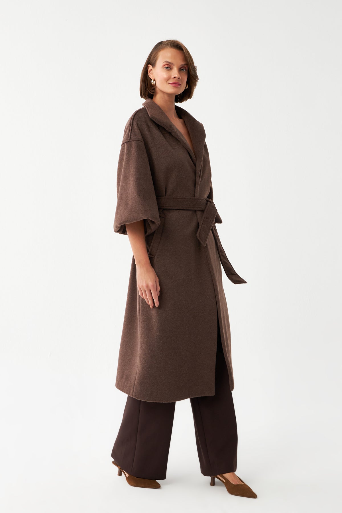 Kușaklı Geniş Kol Modern Kaban