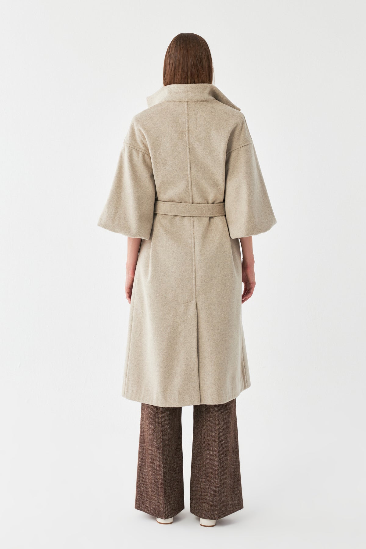 Kușaklı Geniş Kol Modern Kaban