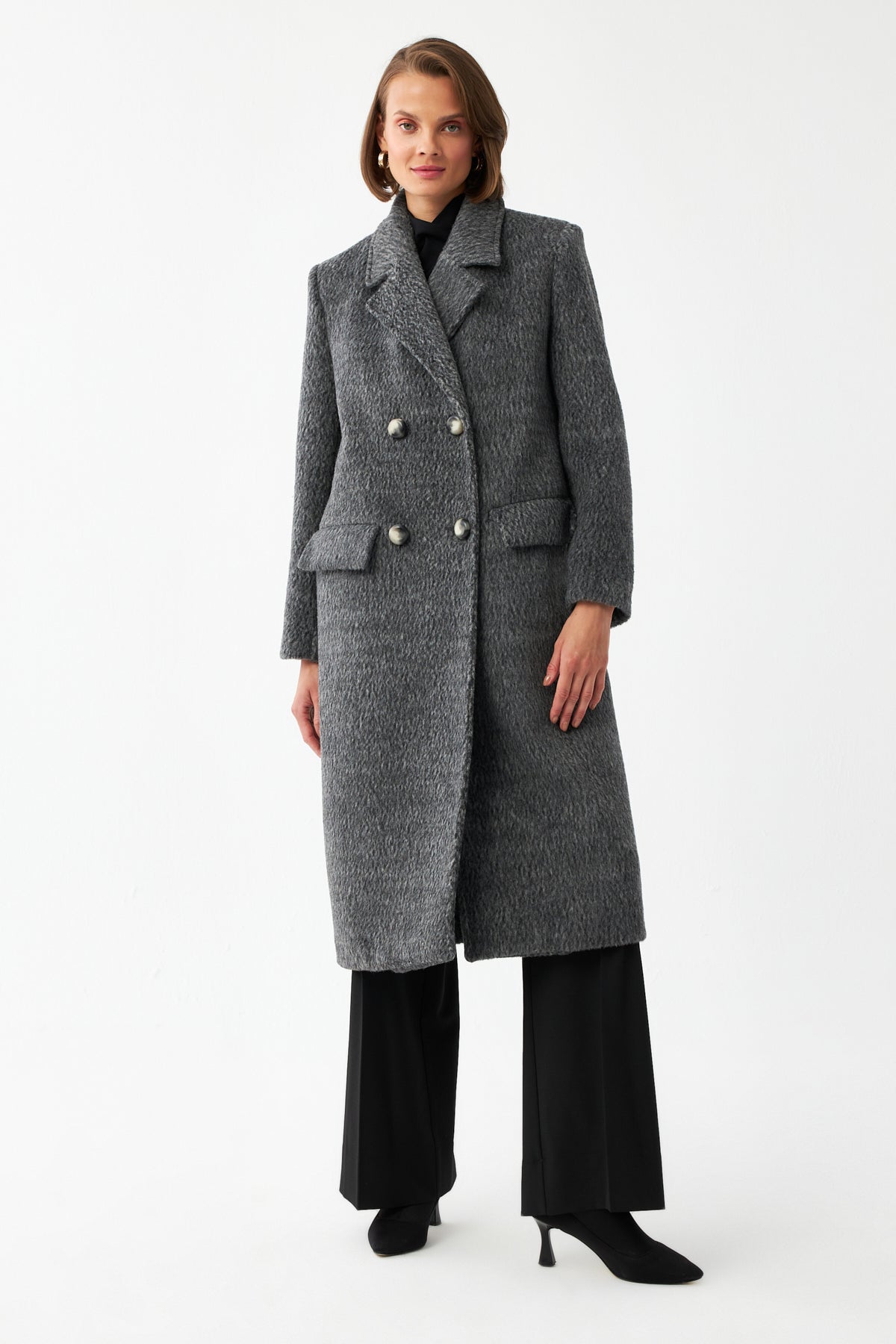 Çift Düğmeli Uzun Kaban