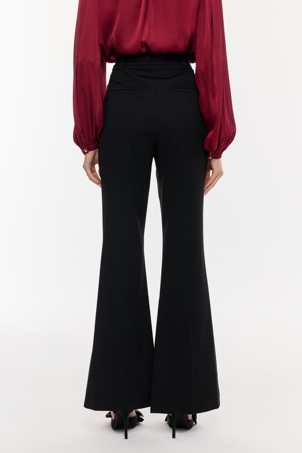 Kemer Detaylı Dökümlü Kumaş Pantolon