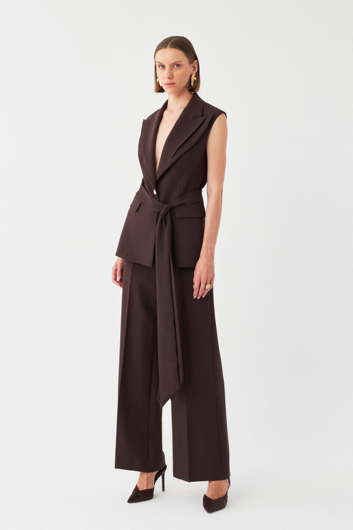 Kemer Detaylı Blazer Takım