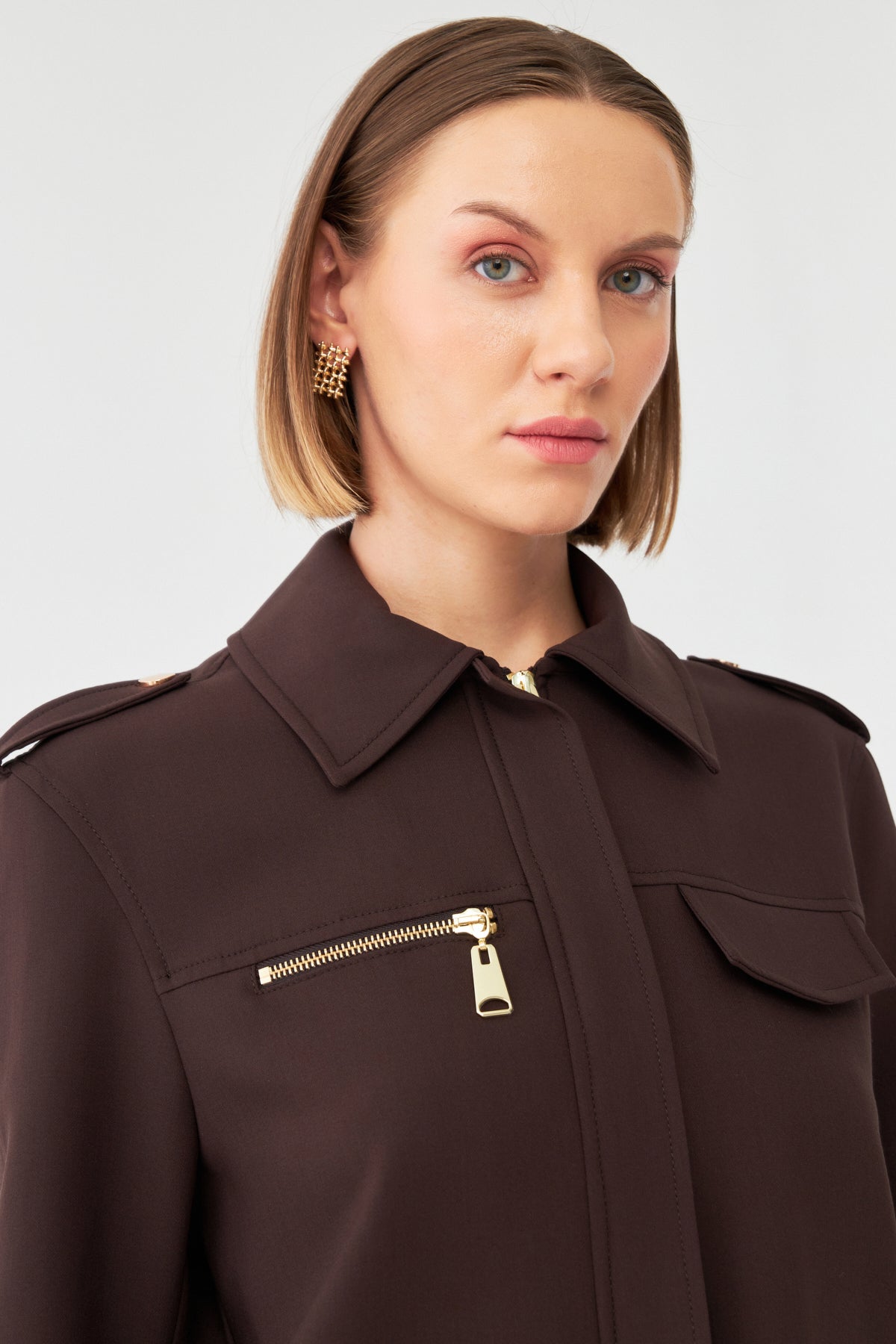 Düğmeli Fermuarlı Takım