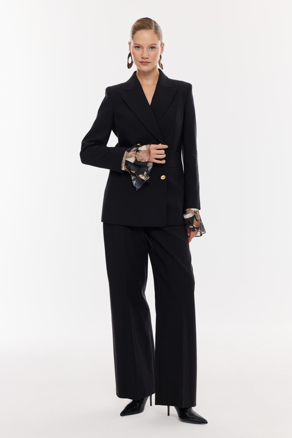 Gold Düğmeli Klasik Takım