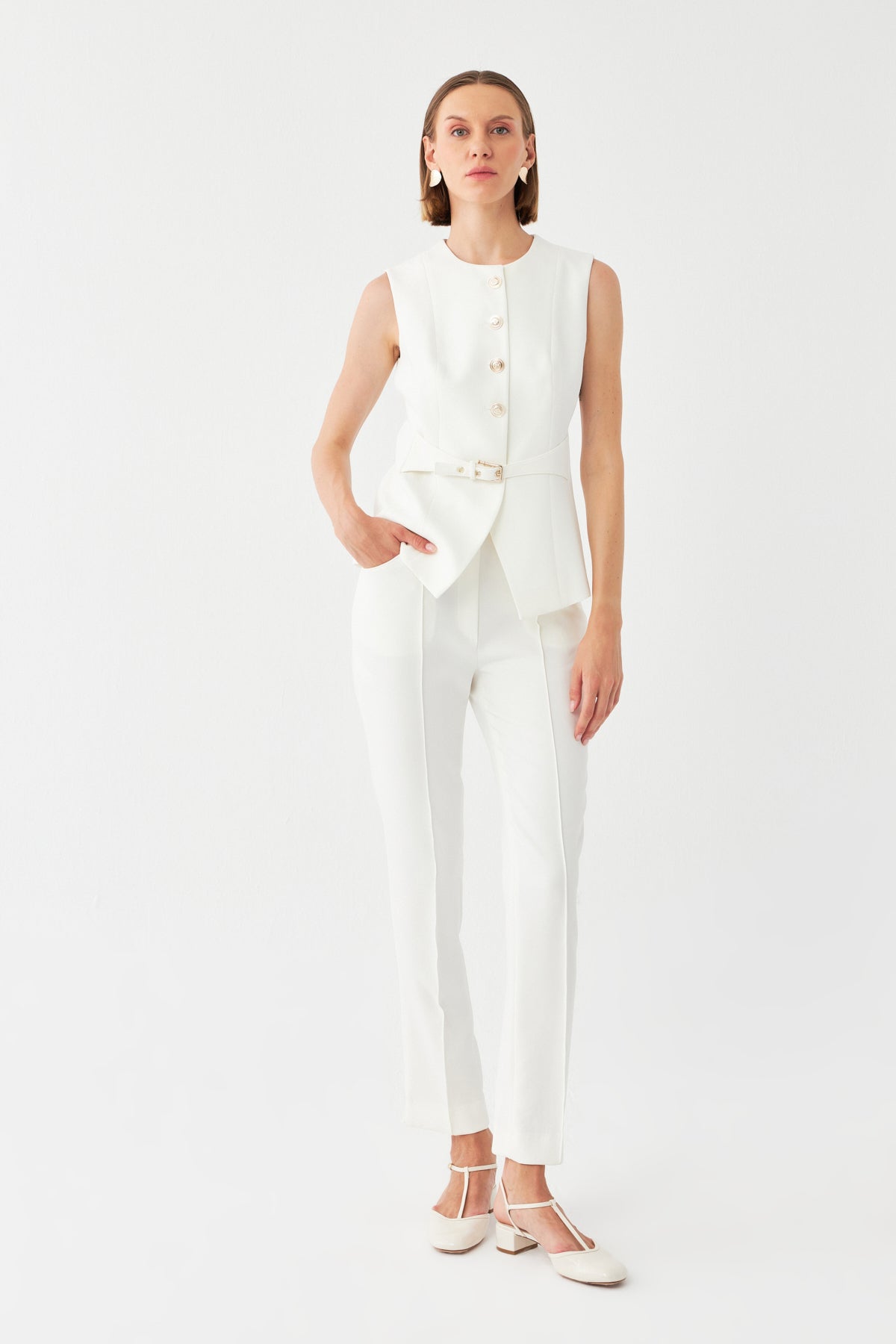 Düğmeli-Kemerli Blazer Takım