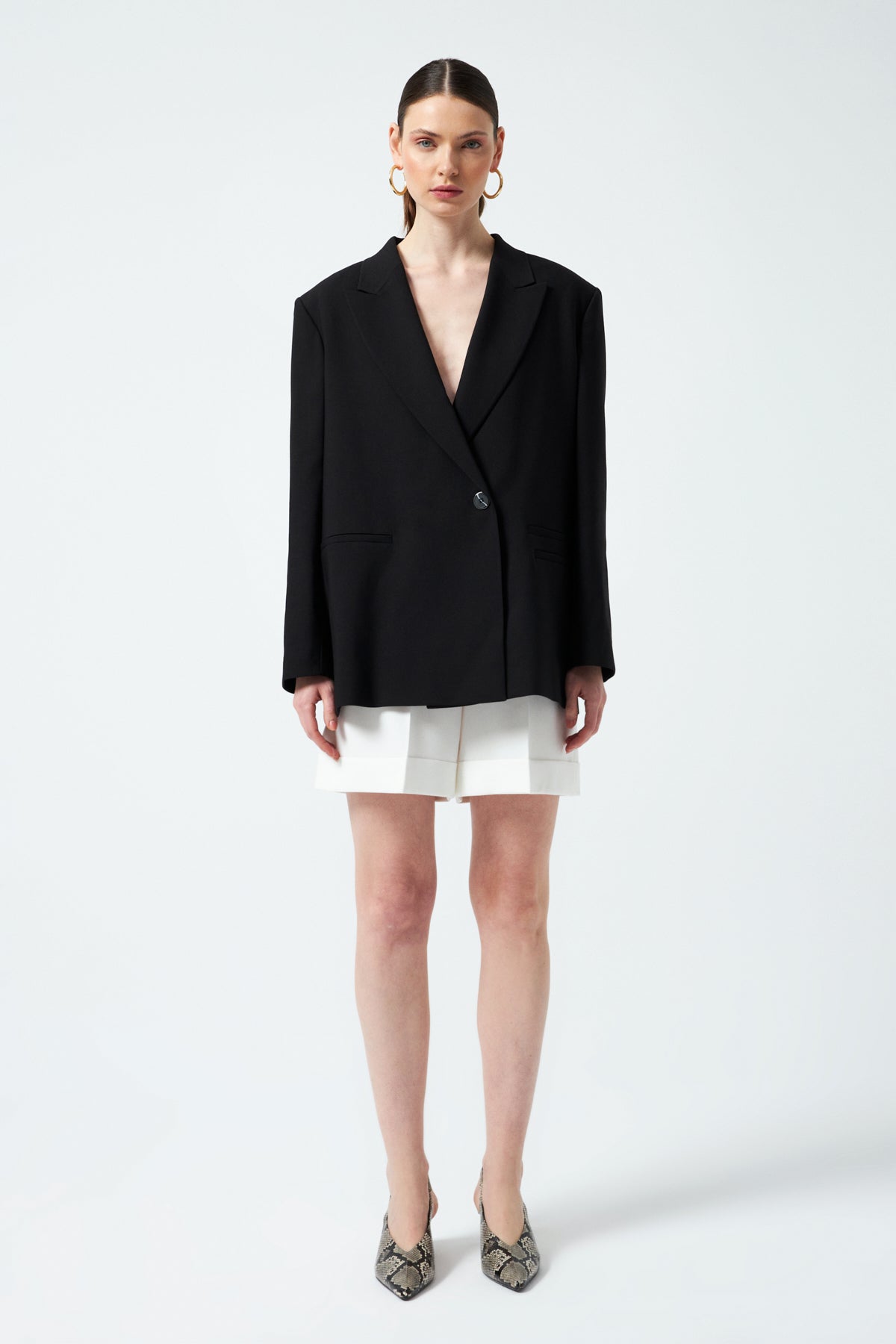 Vatkalı ve Tek Düğmeli Oversize Blazer Ceket - Siyah