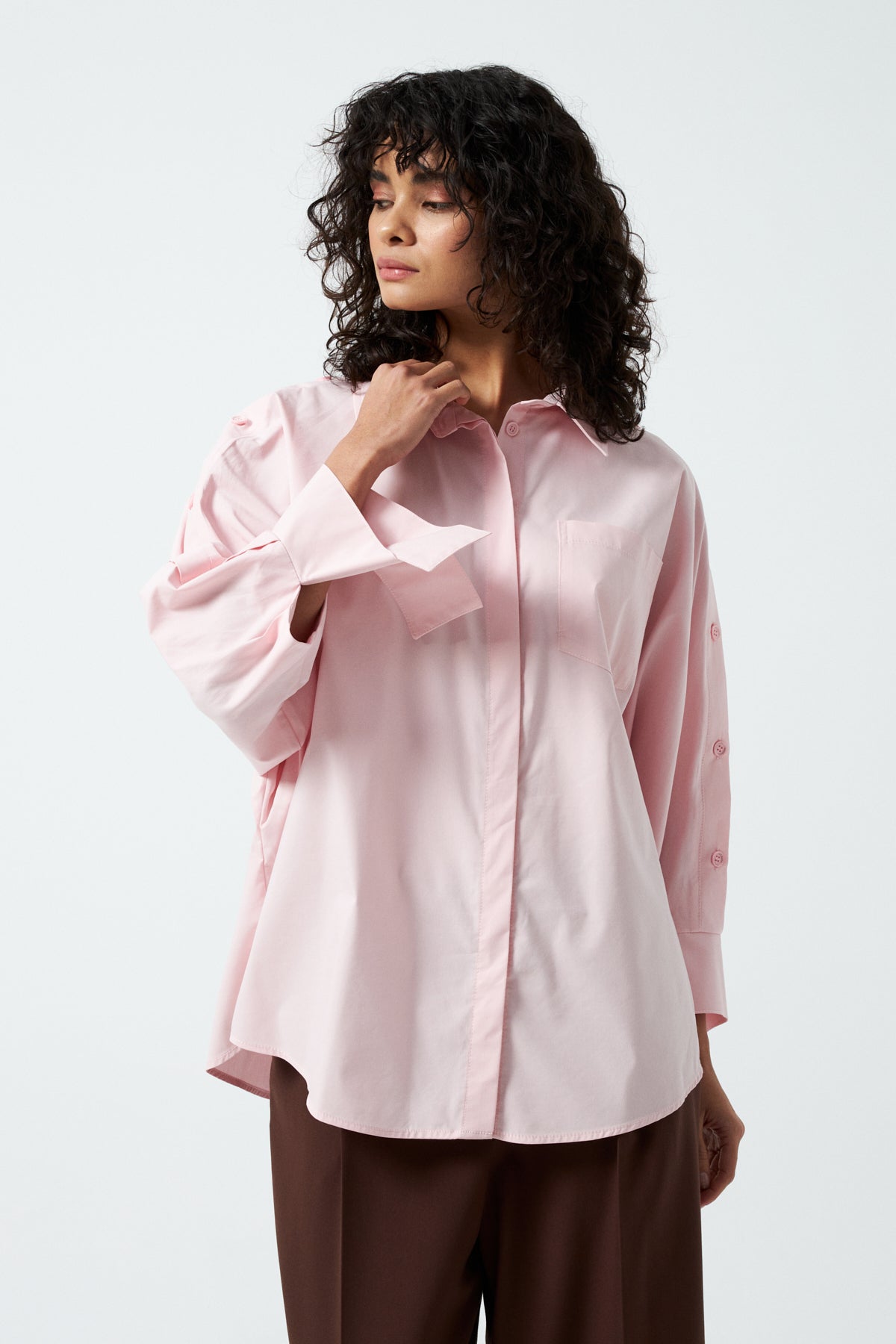 Yırtmaç Manşetli Oversize Gömlek - Pembe