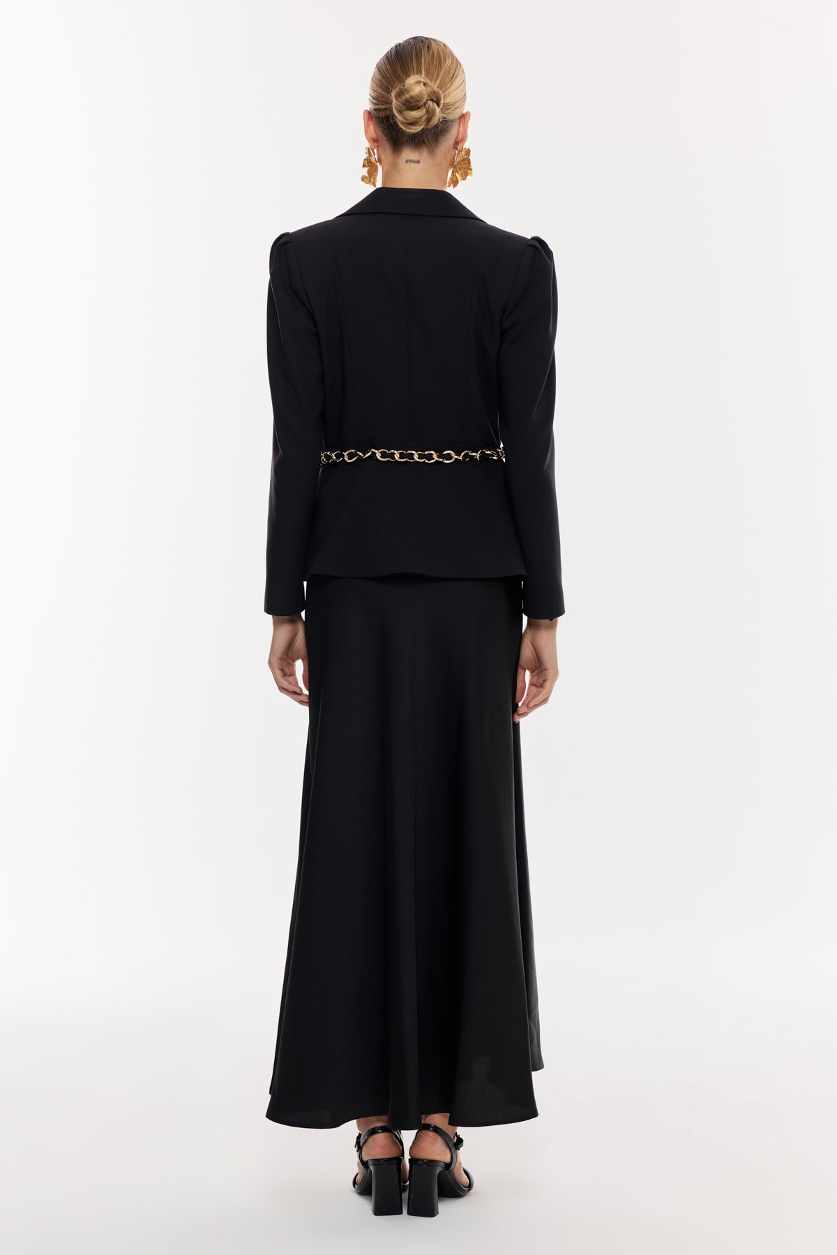 Zincir Kemer Detaylı Şık Takım