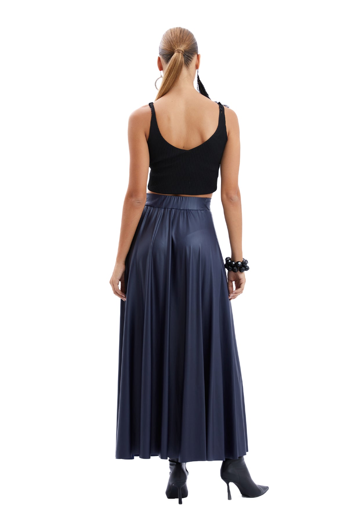 Beli Lastikli Deri Etek