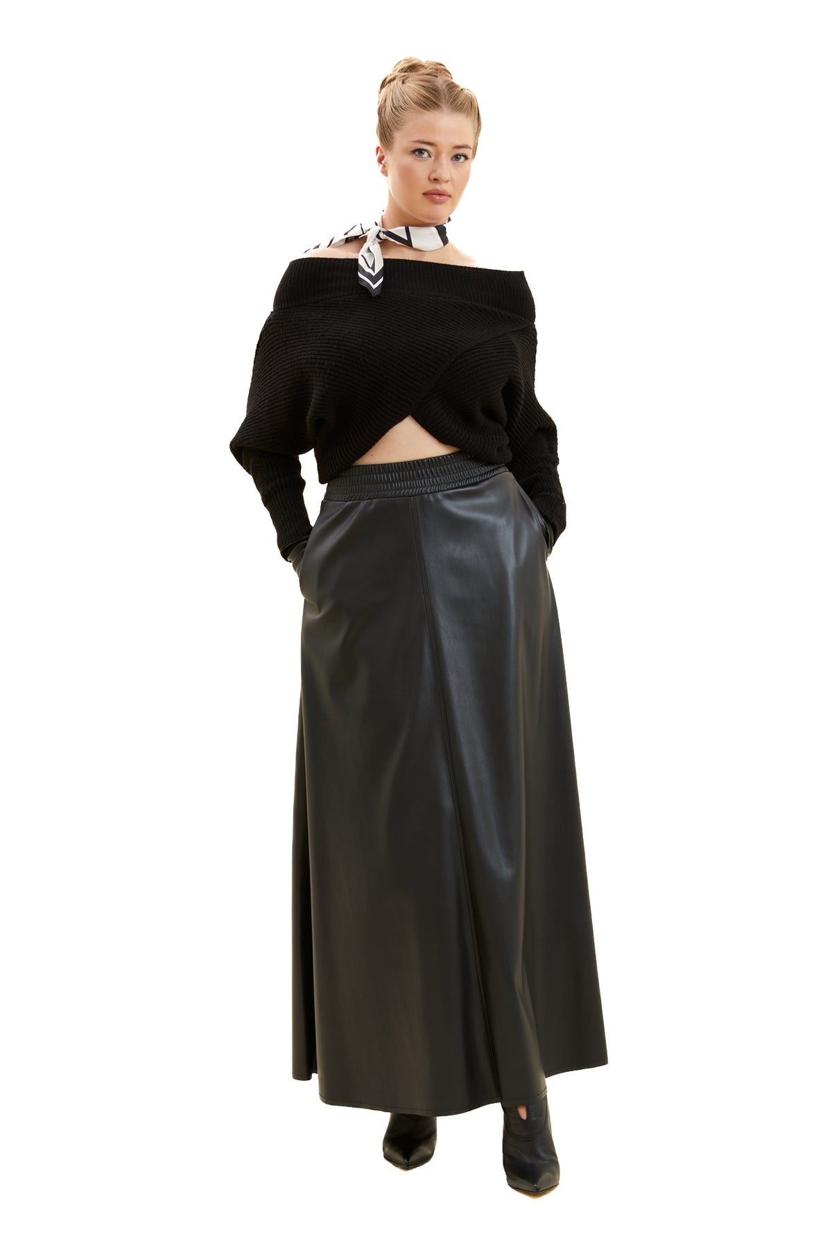 Beli Lastikli Deri Uzun Etek