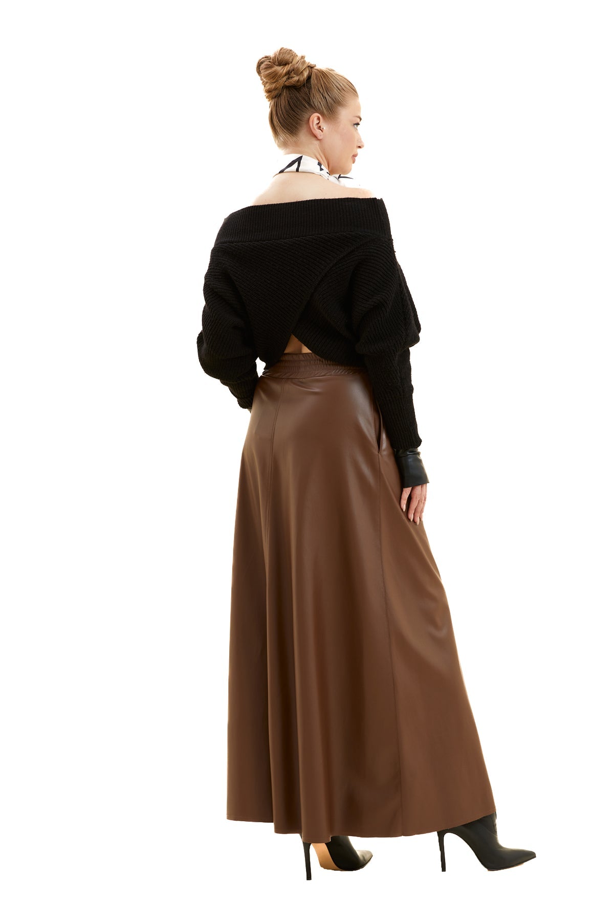 Beli Lastikli Deri Uzun Etek