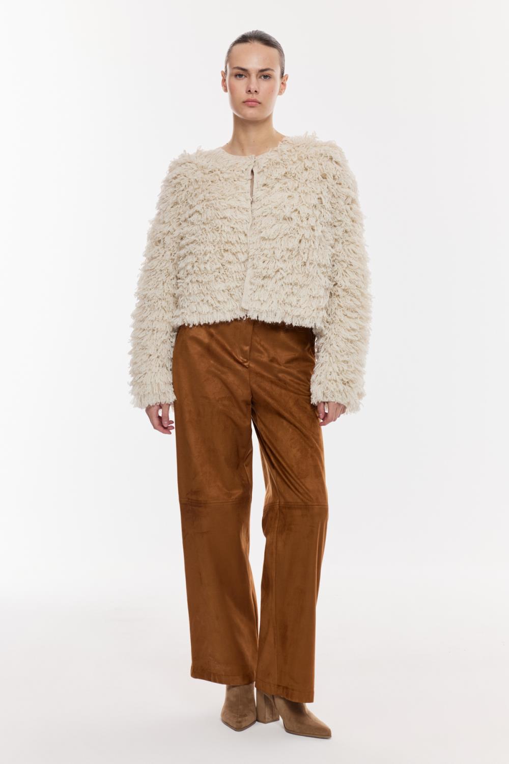 Ekru Dokulu Crop Ceket