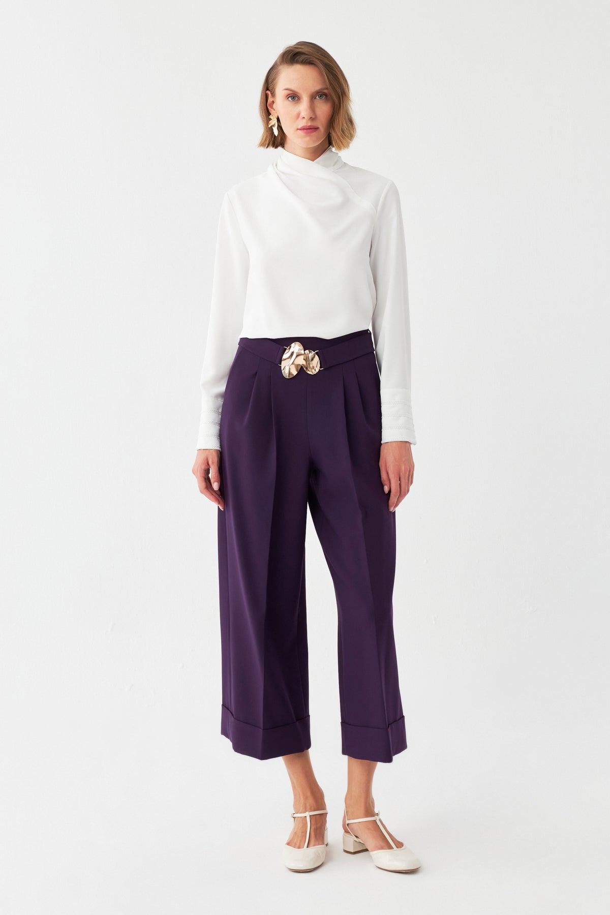 Tokalı Kısa Paça Pantolon