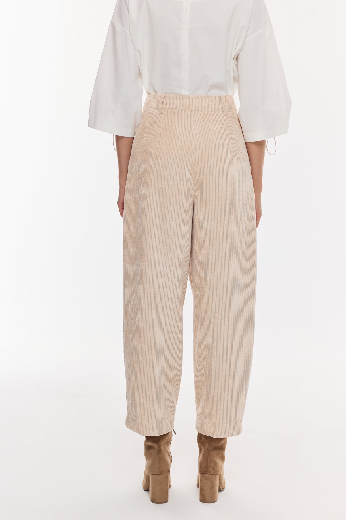 Kadife Dokulu Geniş Paça Pantolon