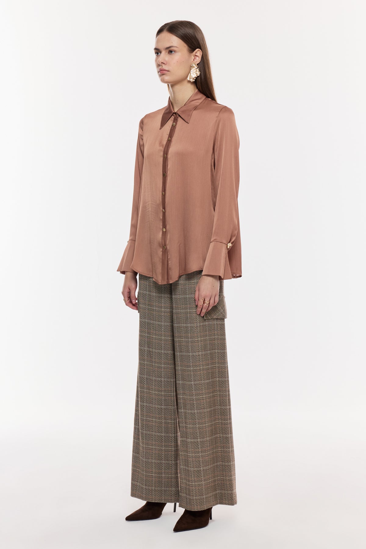 Saten Dokulu Düğmeli Gömlek