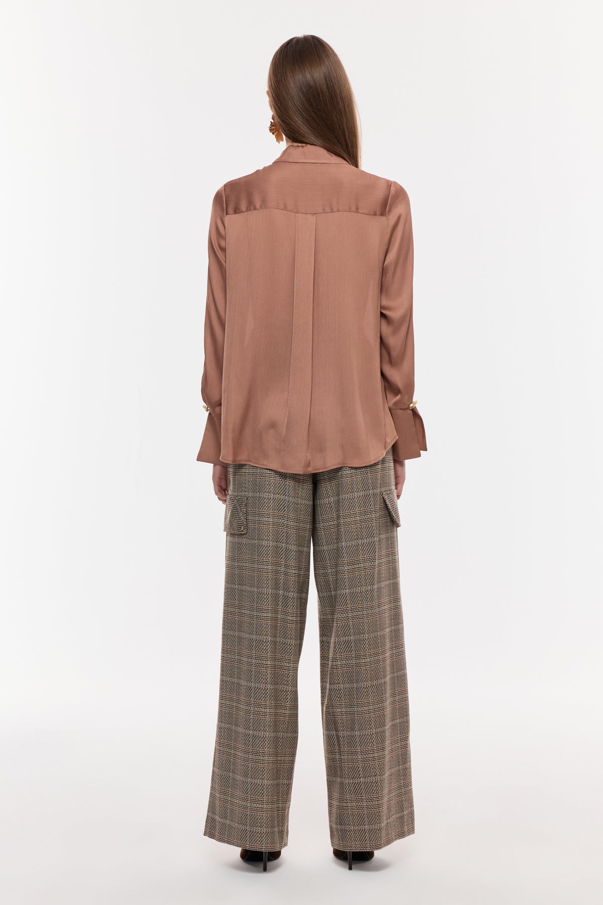 Saten Dokulu Düğmeli Gömlek