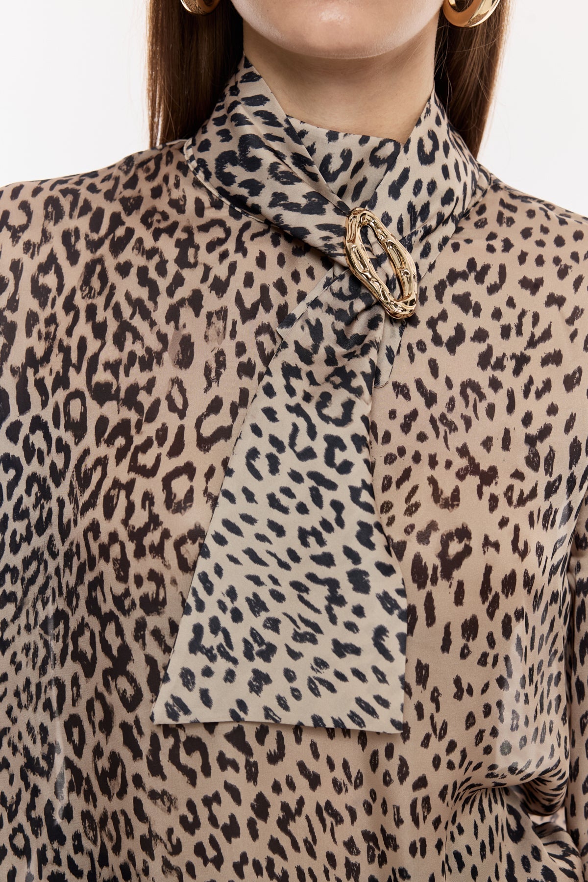 Leopar Desenli Fular Yaka Bluz