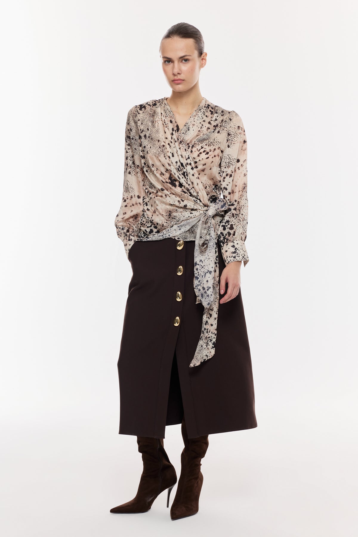 Desenli Kruvaze Bağlamalı Saten Bluz