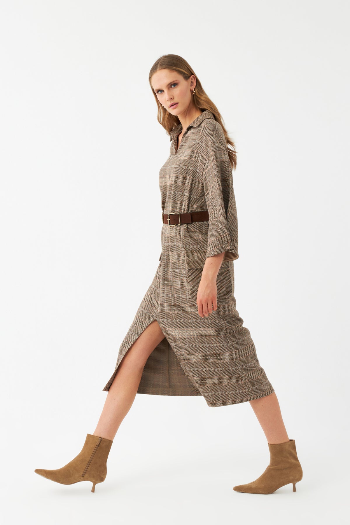 Kareli Kuşaklı Midi Elbise