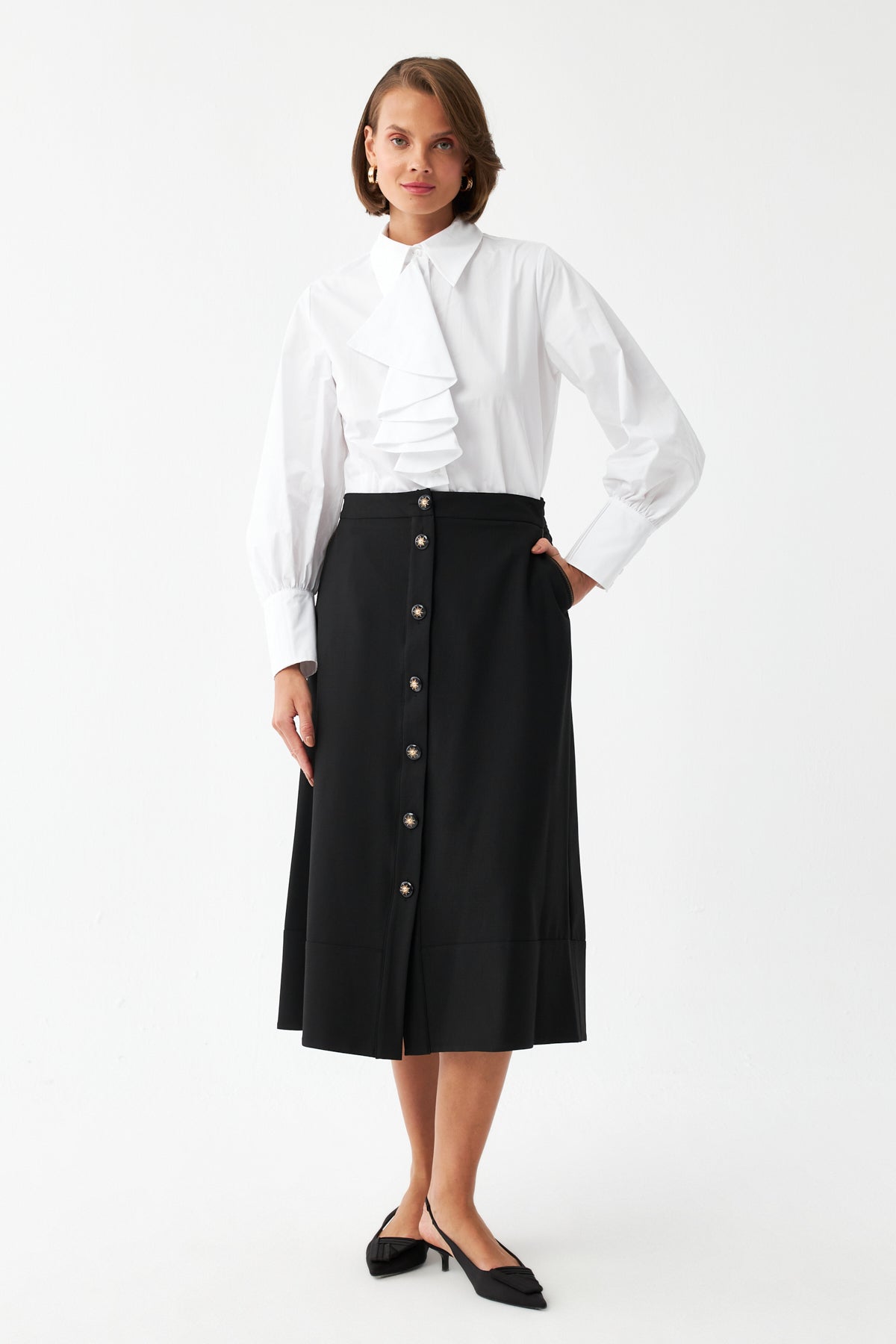 Düğme Detaylı Siyah Midi Etek