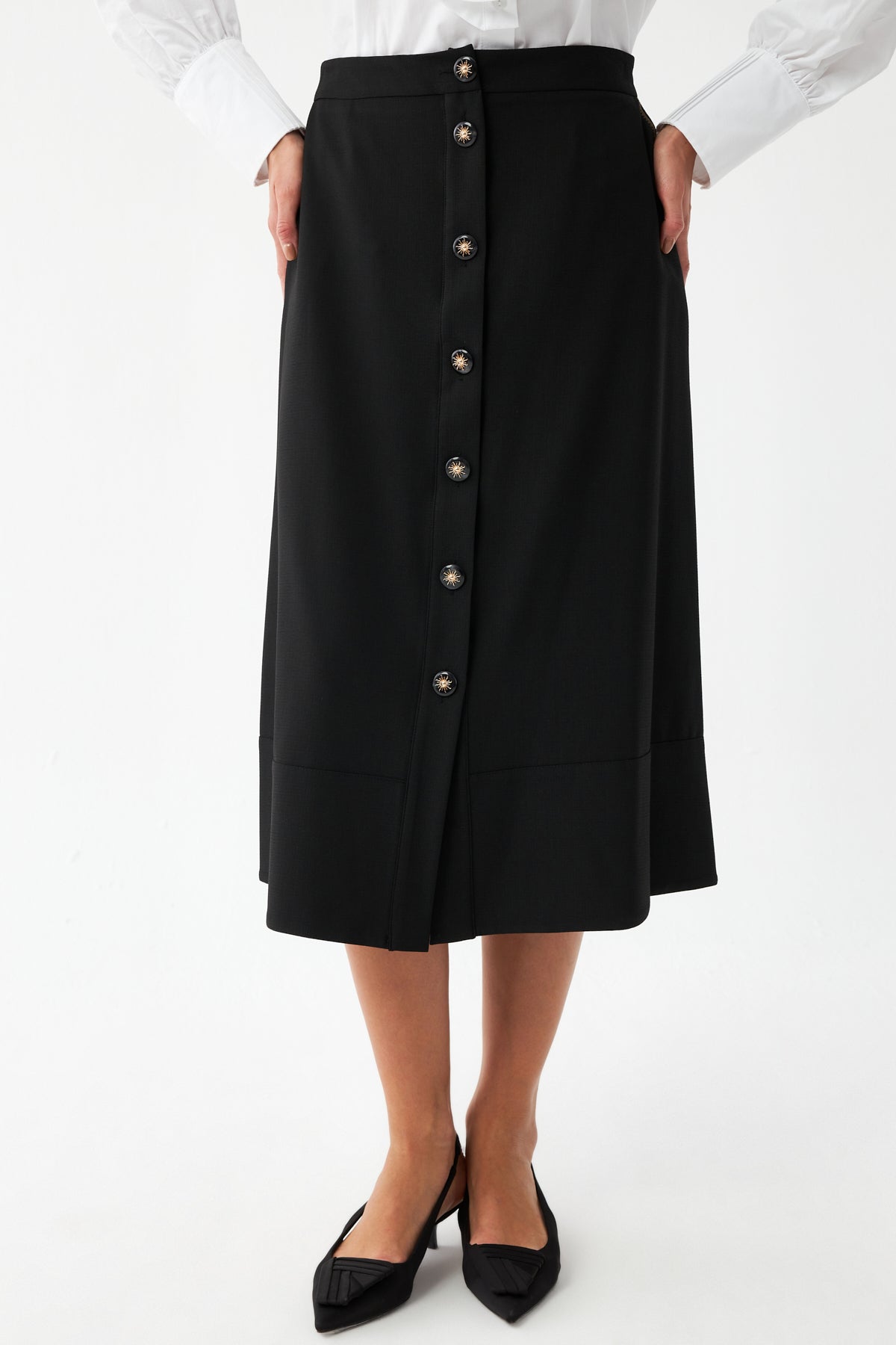 Düğme Detaylı Siyah Midi Etek