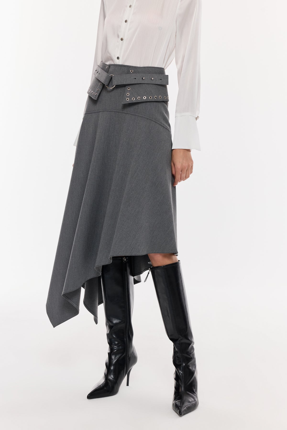 Kemer Detaylı Asimetrik Midi Etek