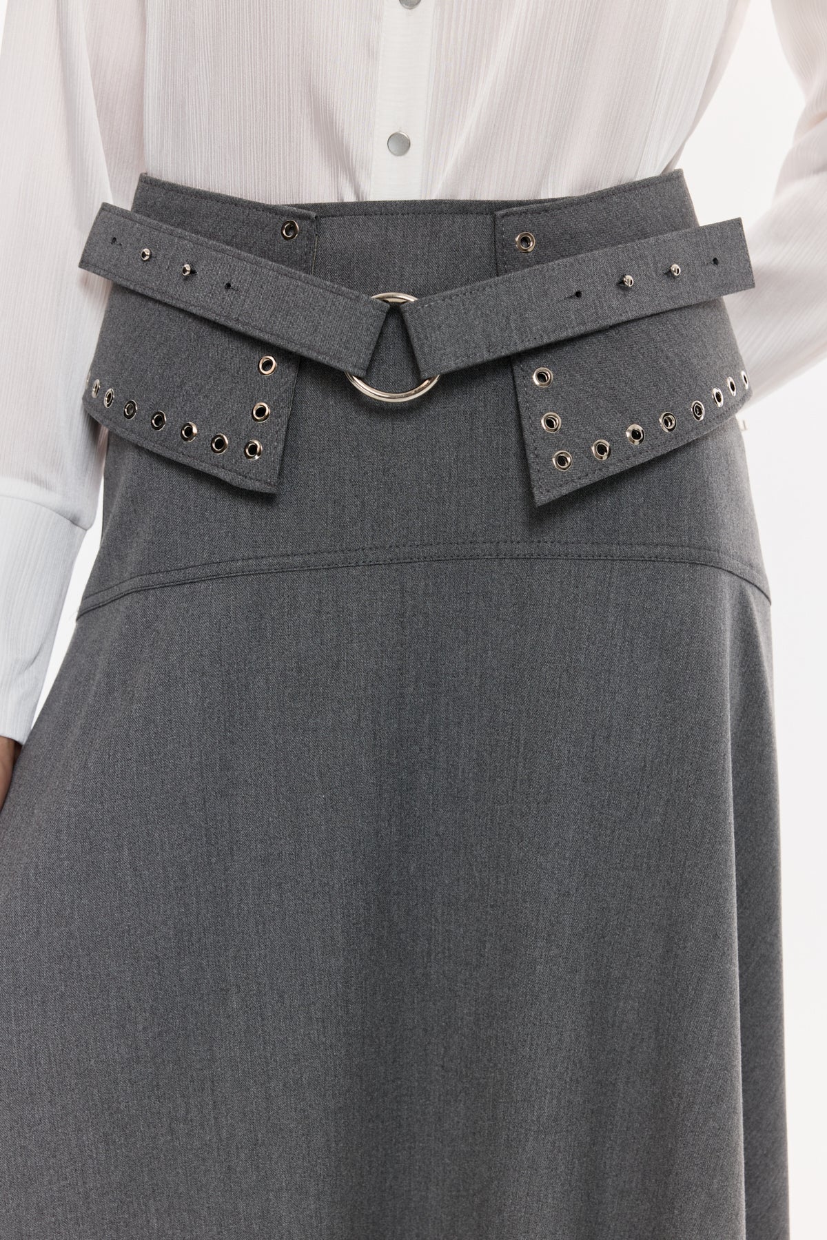 Kemer Detaylı Asimetrik Midi Etek