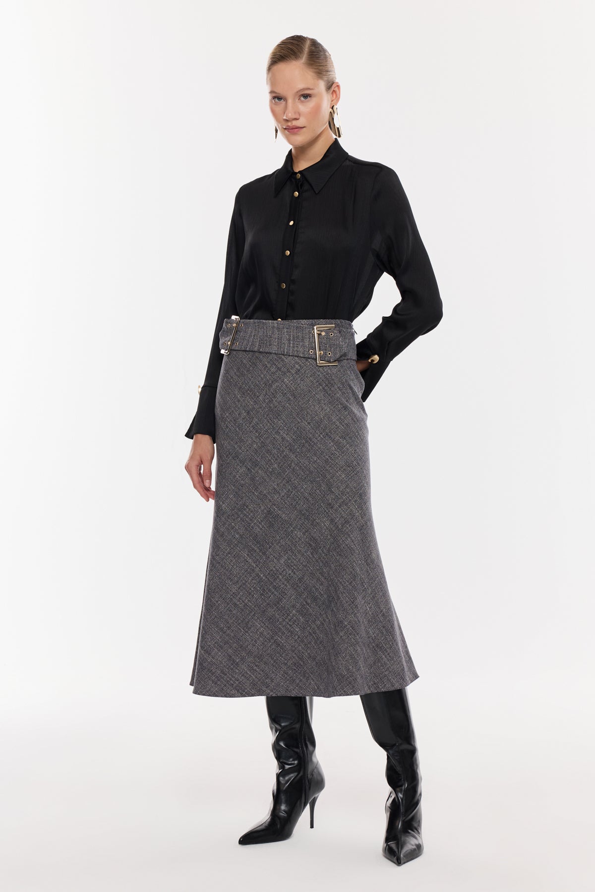 Kemer Detaylı Gri Midi Etek