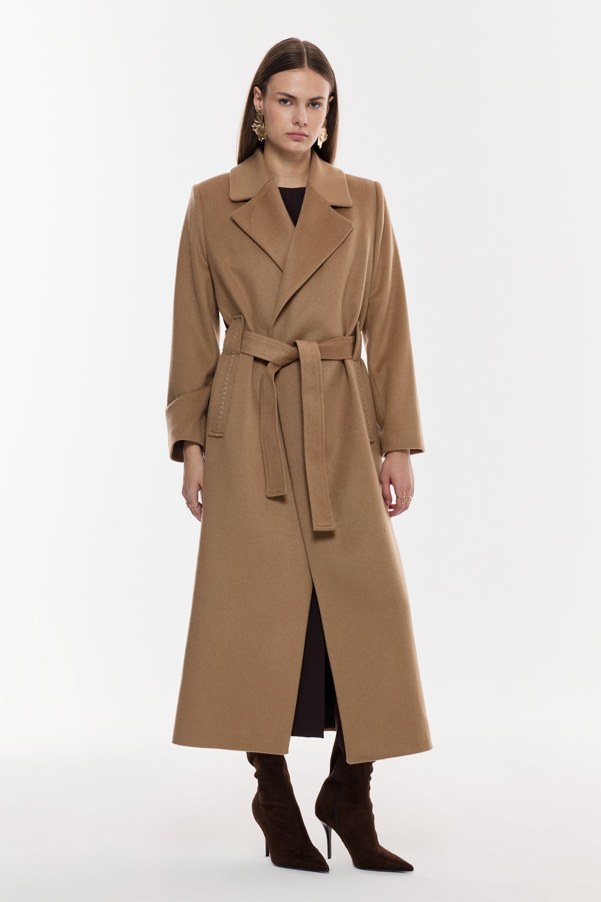 Kuşaklı Klasik Yün Kaban