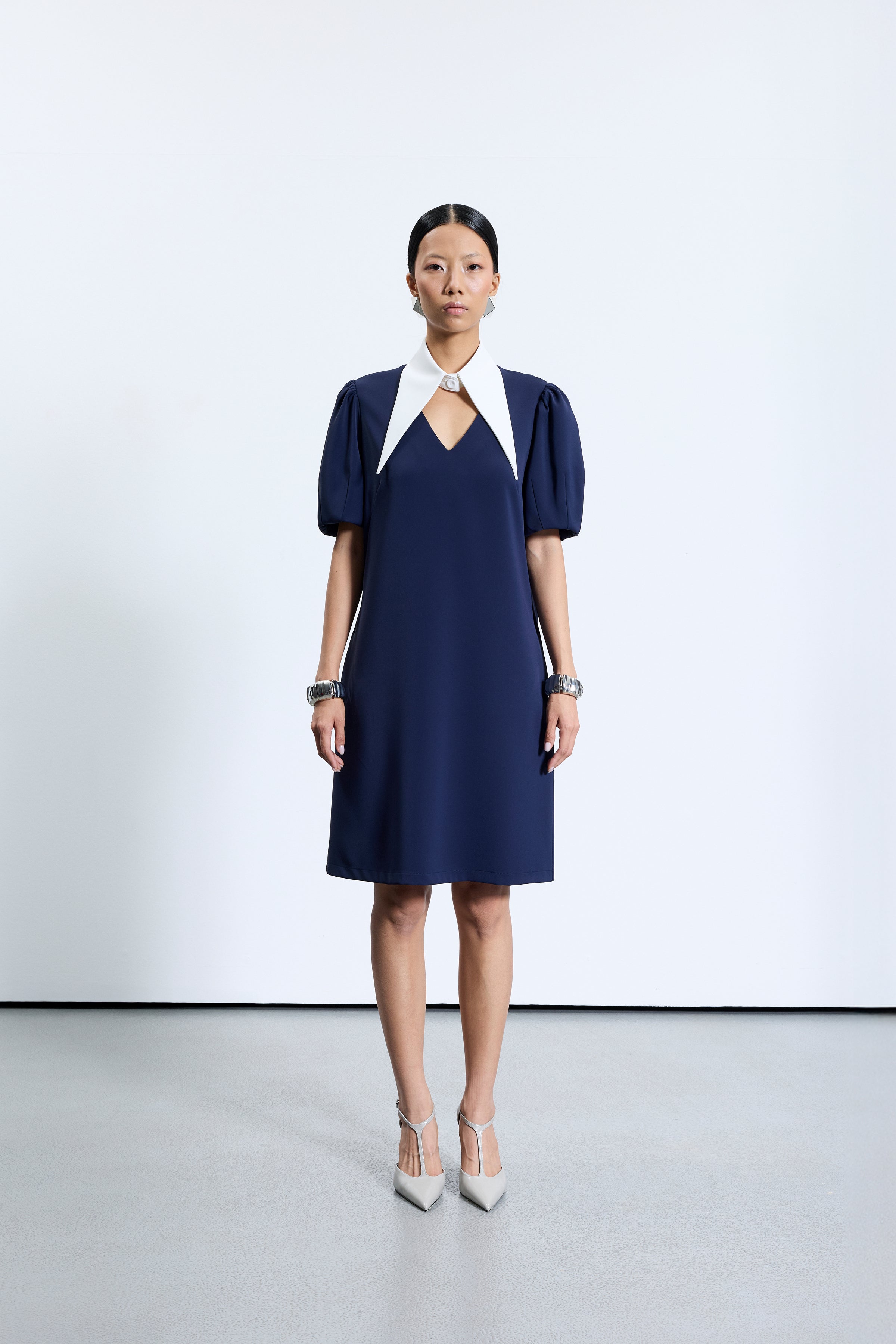 4710 Lacivert Elbise