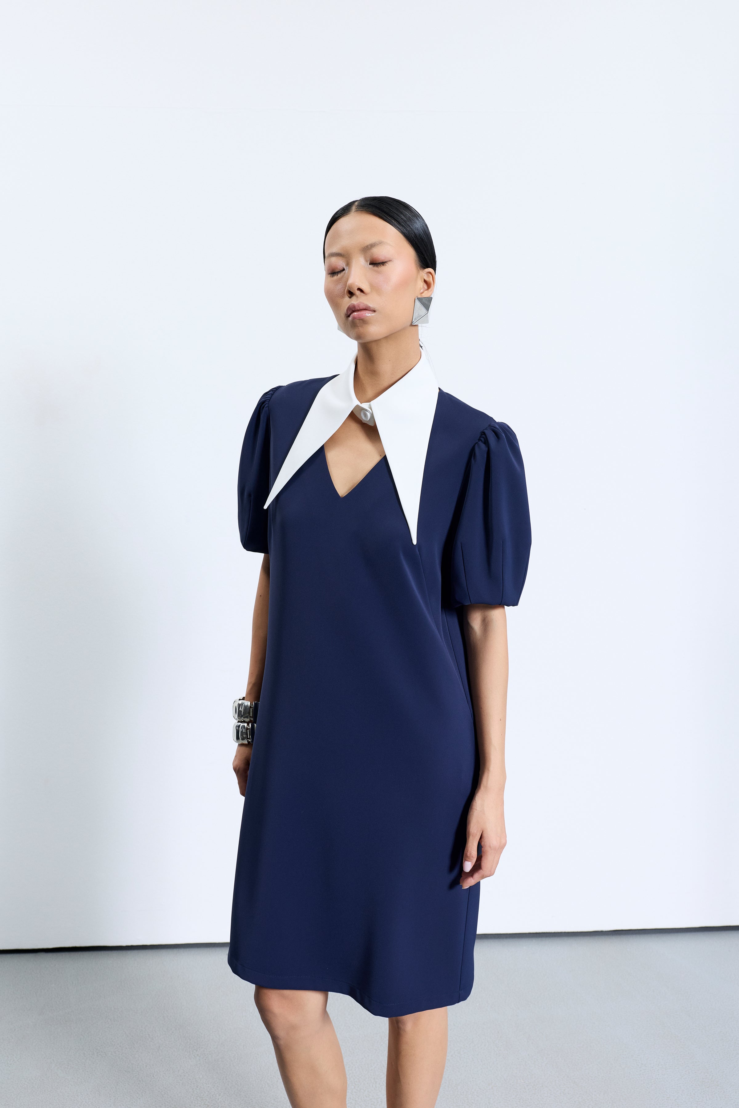 4710 Lacivert Elbise