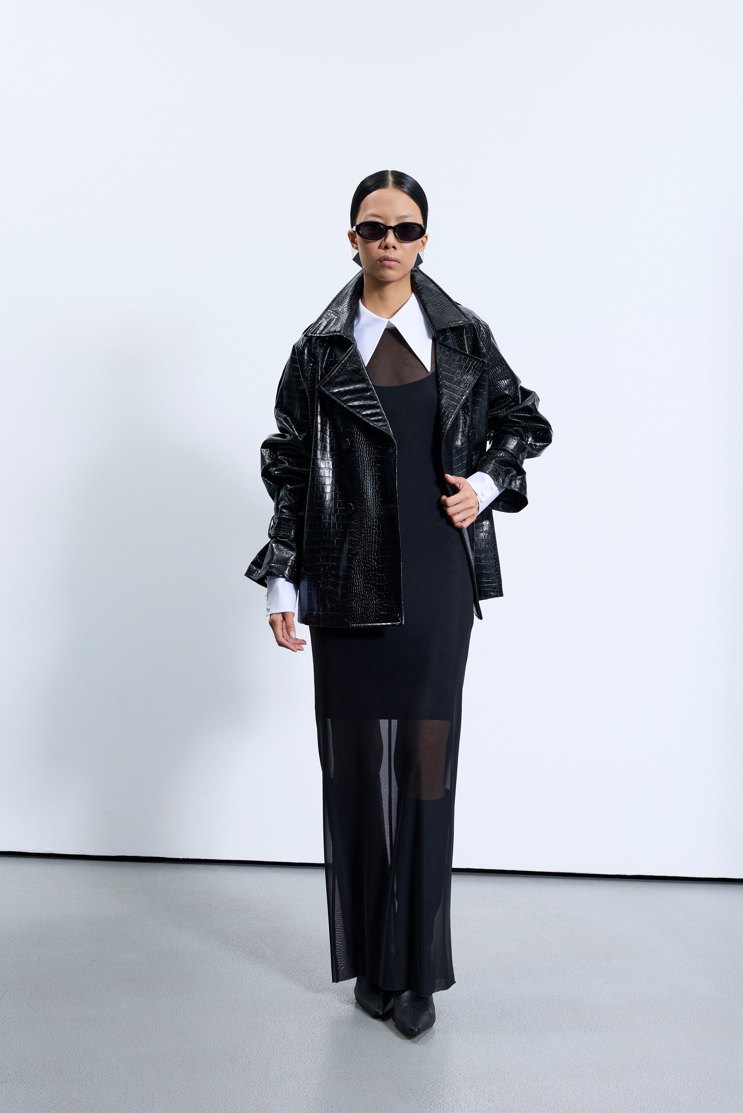 1716 Siyah Deri Trençkot