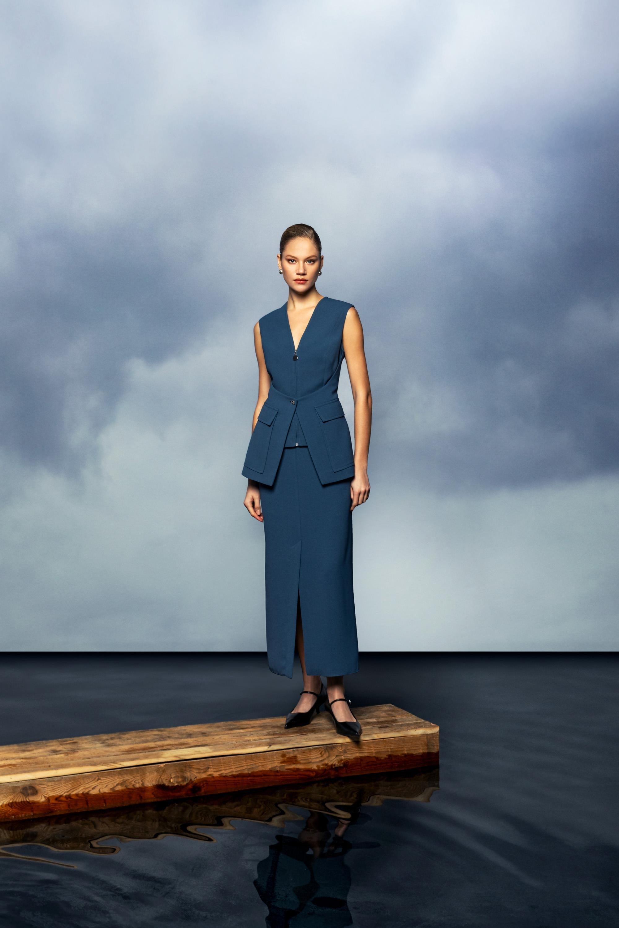 ASİMETRİK TEK DÜĞMELİ YELEK 26W70801