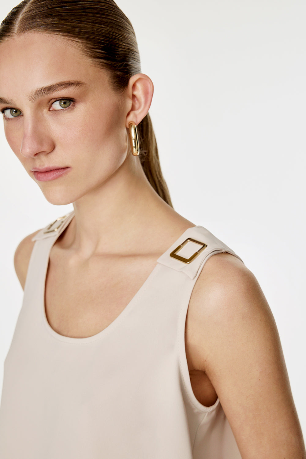 Omuz Aksesuarlı Atlet Bej