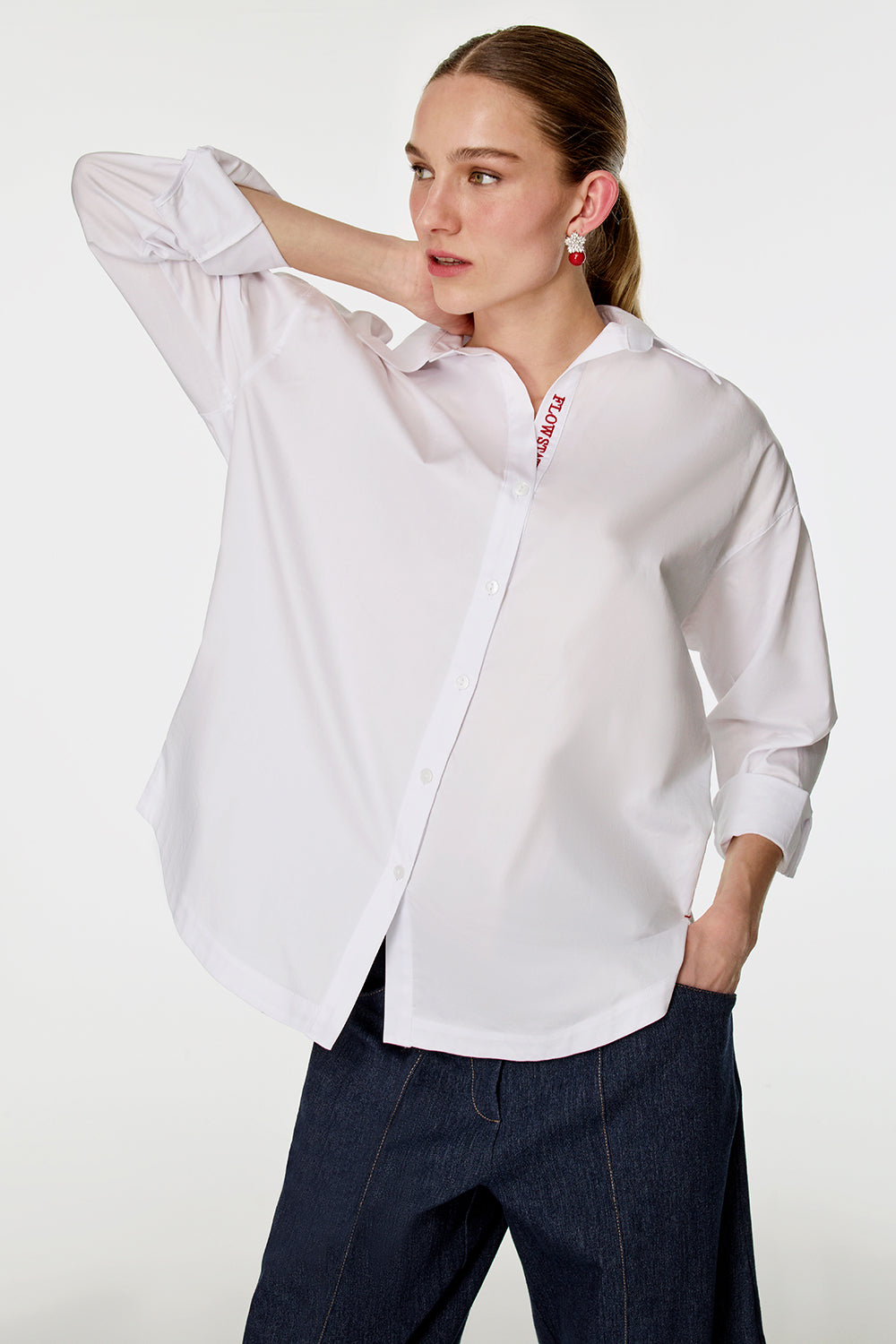 Nakış Detaylı Pamuk Gömlek