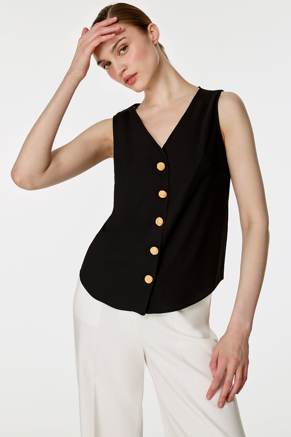 Düğme Detaylı Kolsuz Bluz SİYAH