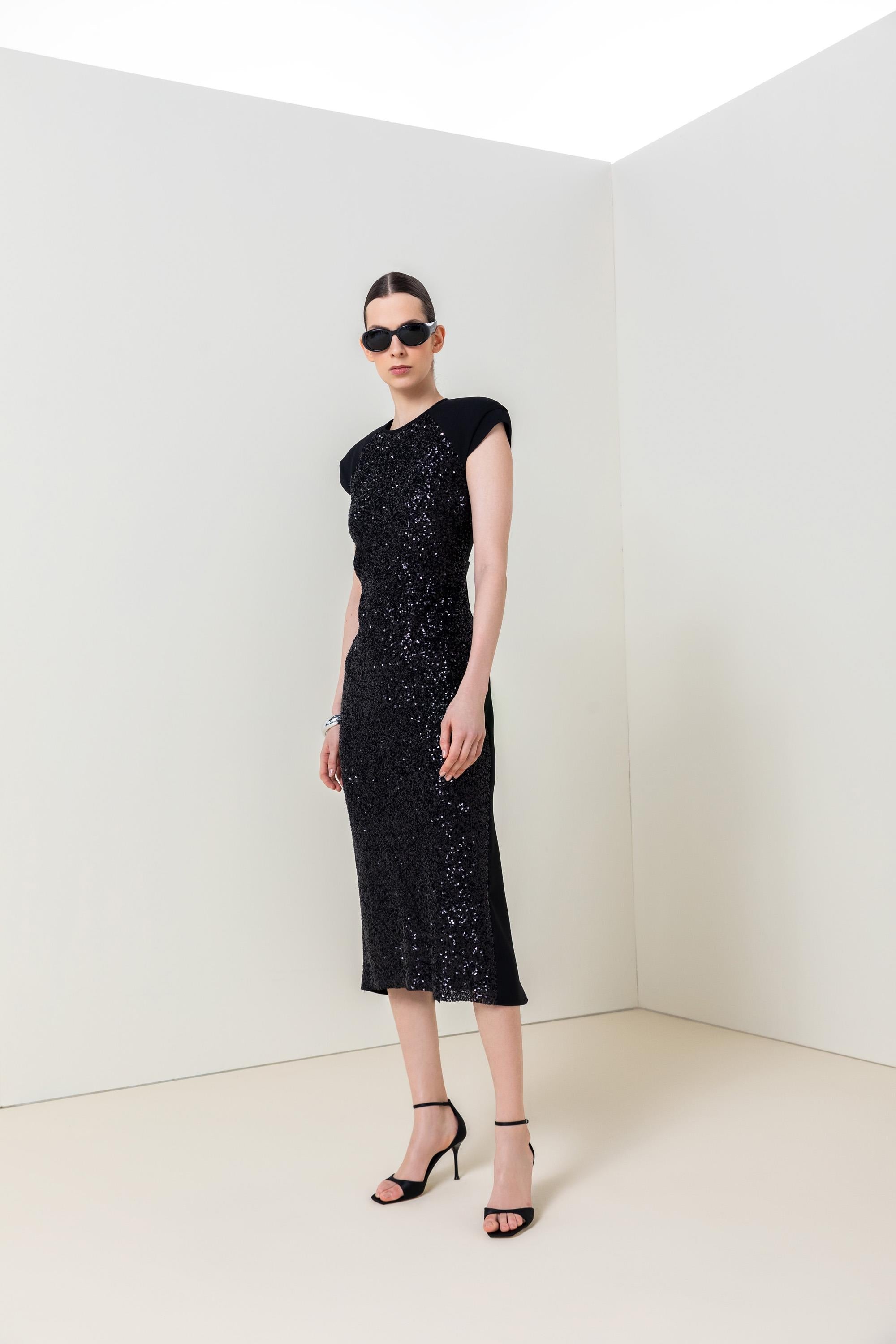 PAYET İŞLEMELİ UZUN ELBİSE 26W40833