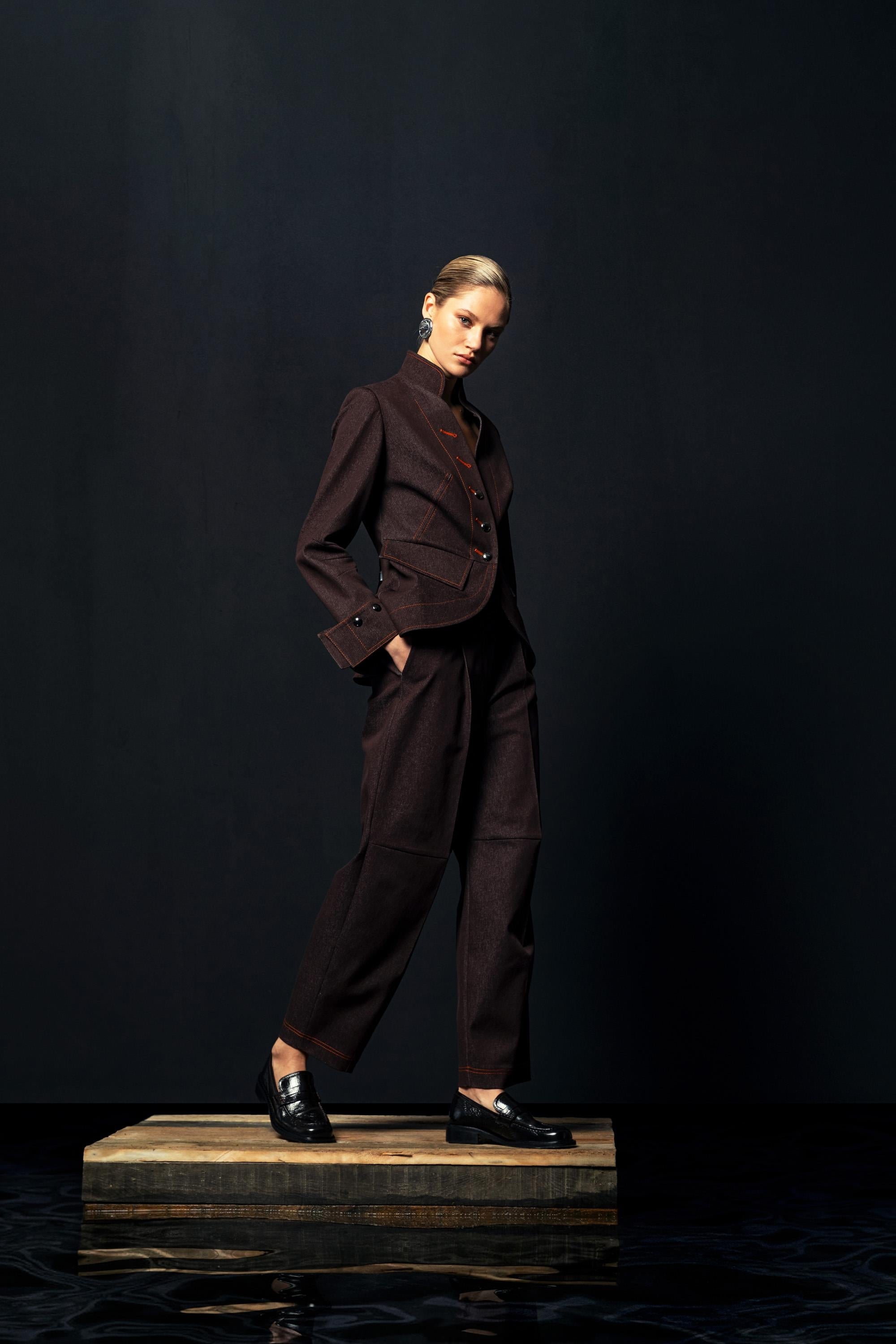 DİKİŞ DETAYLI KISA PAÇA PANTOLON 26W20826