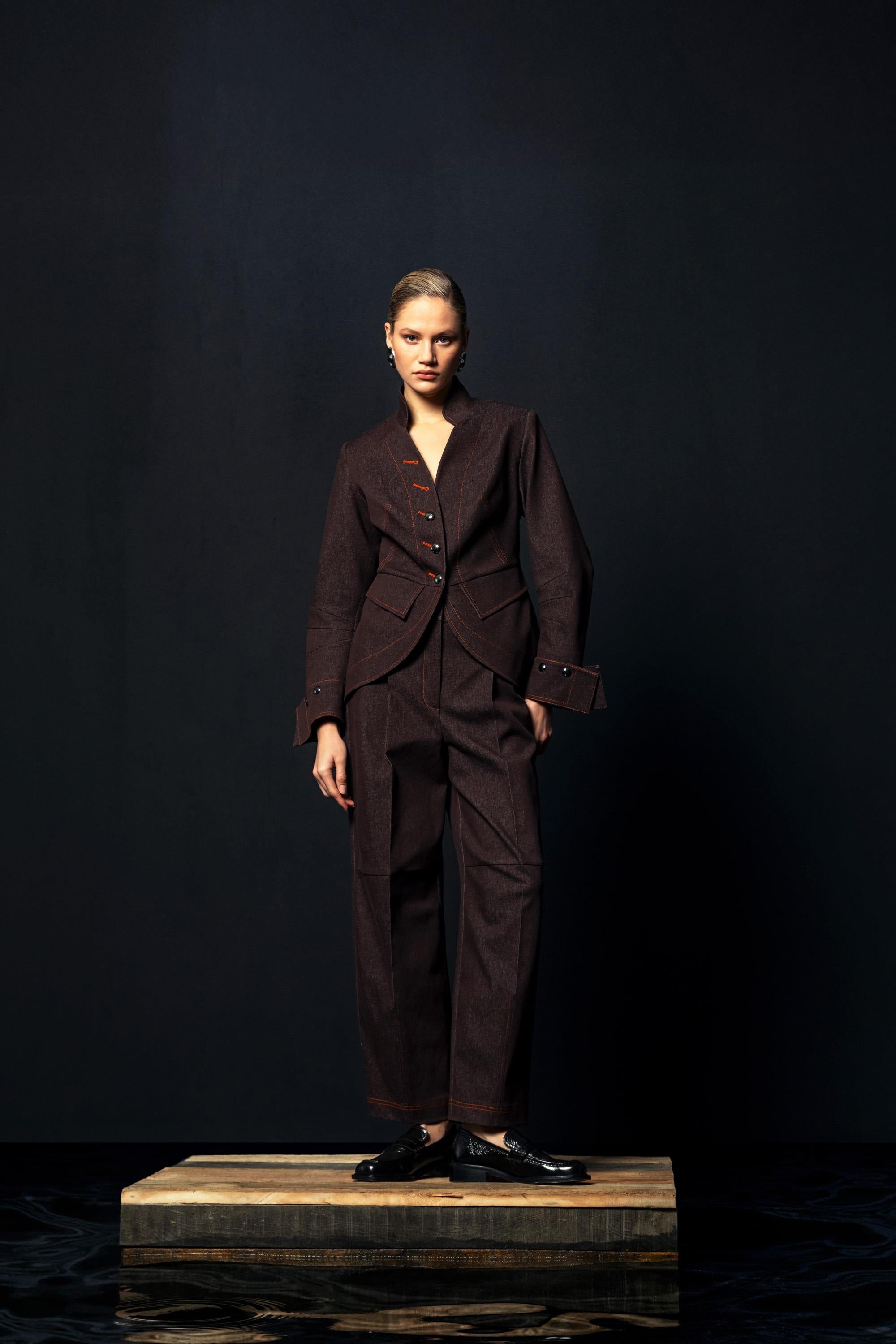 DİKİŞ DETAYLI KISA PAÇA PANTOLON 26W20826