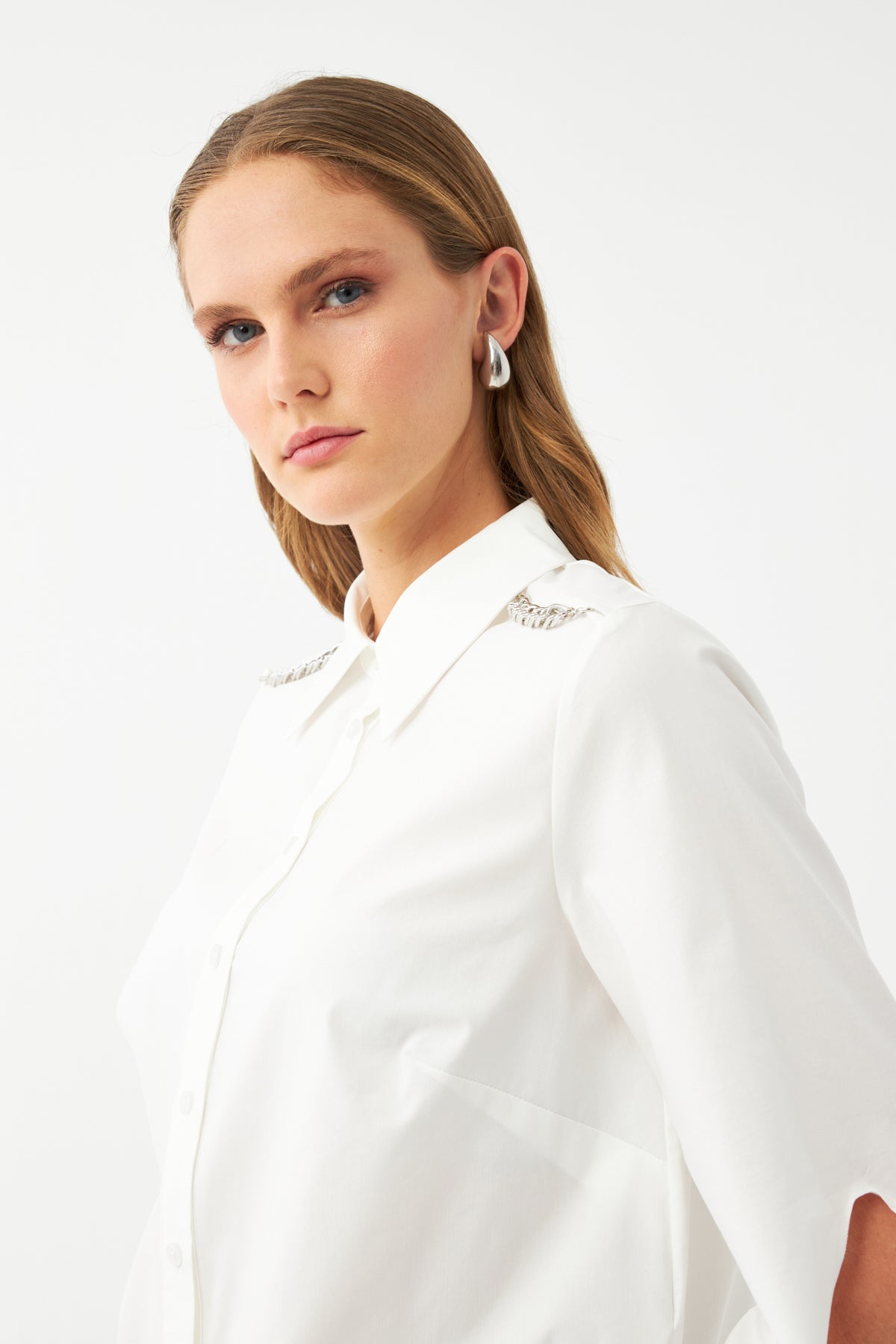 Zincir Detaylı Gömlek