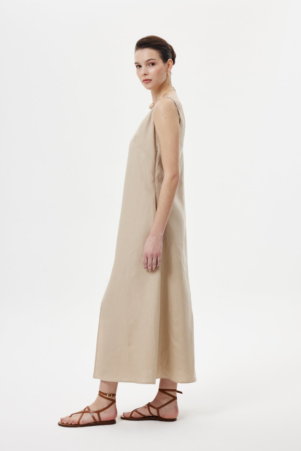 Kolyeli Maxi Elbise BEJ